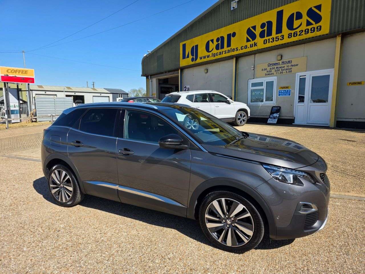 A 2018 PEUGEOT 3008 1.5 BlueHDi GT Line Premium SUV 5dr Diesel Manual Euro 6 (s/s) (130 ps) A 2018 PEUGEOT 3008 1.5 BlueHDi GT Line Premium SUV 5dr Diesel Manual Euro 6 (s/s) (130 ps)
