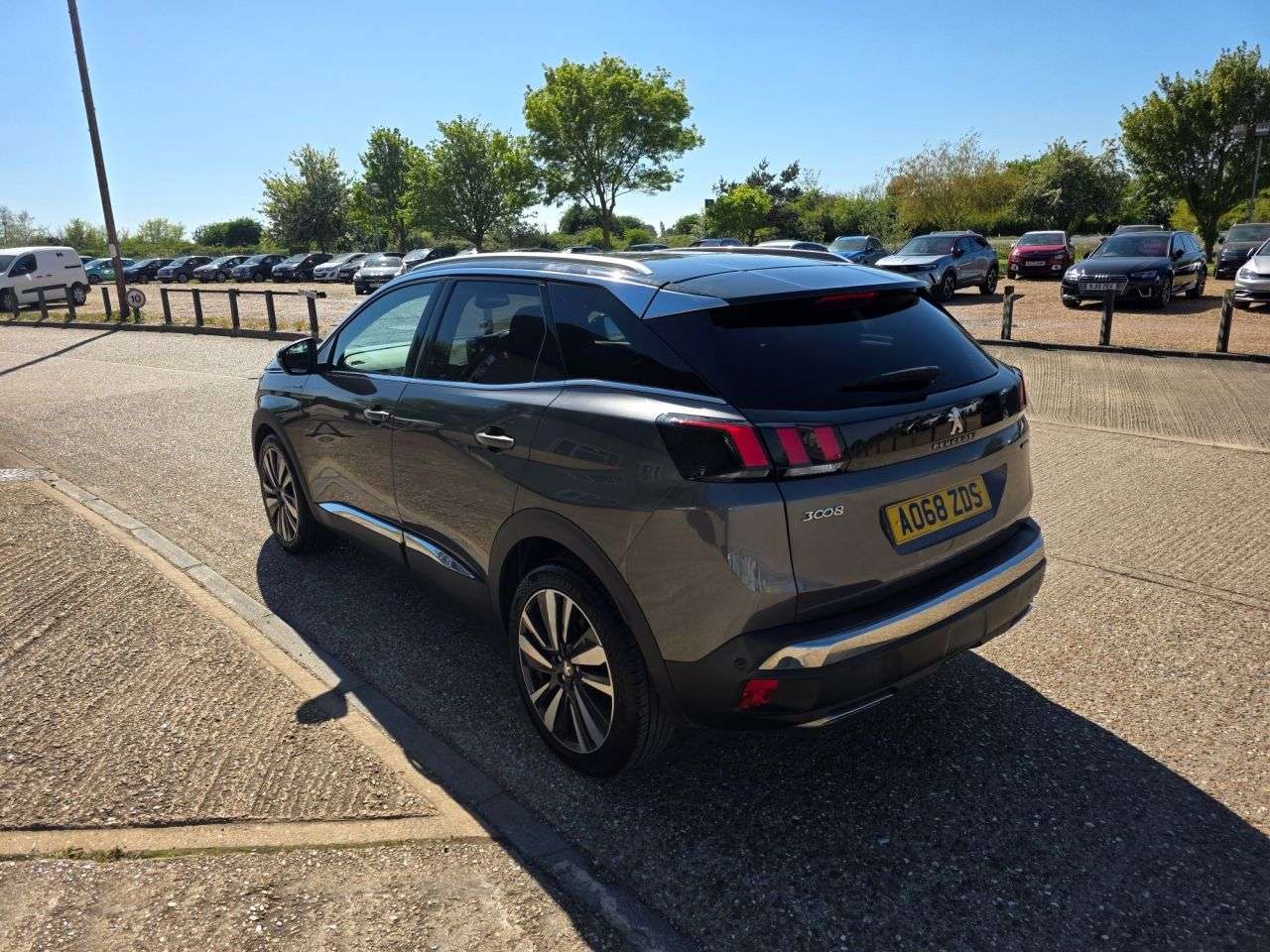 2018 PEUGEOT 3008 2018 PEUGEOT 3008