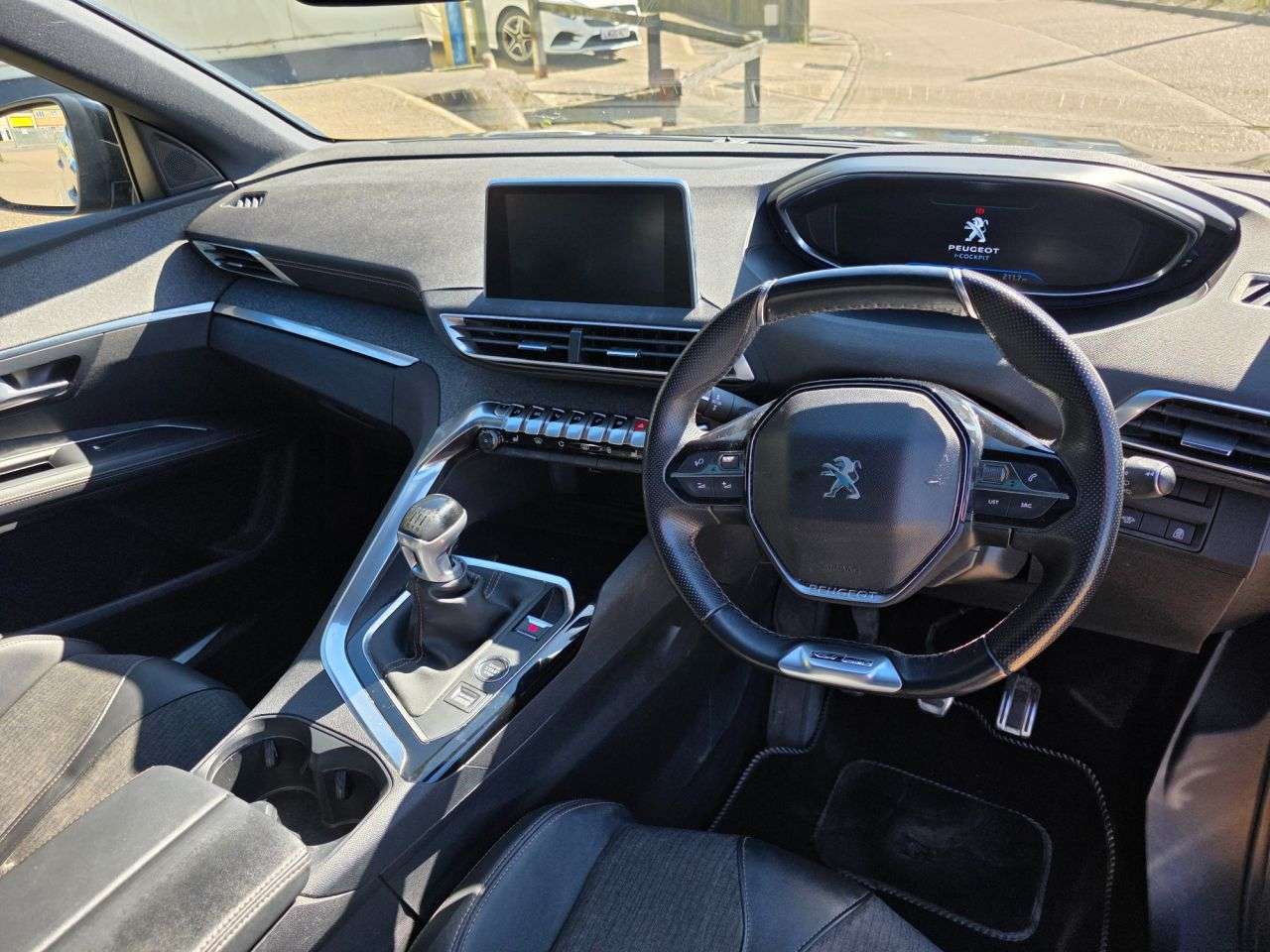 2018 PEUGEOT 3008 2018 PEUGEOT 3008
