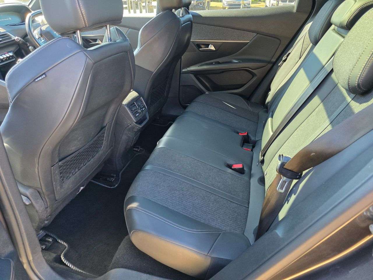 2018 PEUGEOT 3008 2018 PEUGEOT 3008