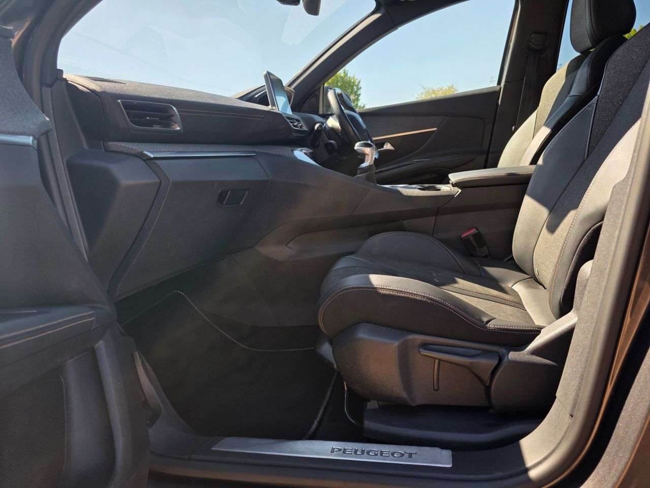 2018 PEUGEOT 3008 2018 PEUGEOT 3008