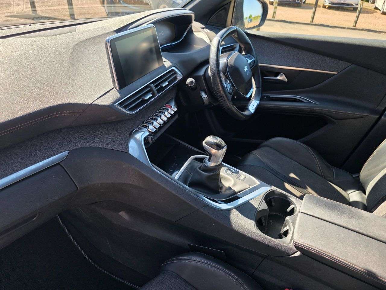 2018 PEUGEOT 3008 2018 PEUGEOT 3008