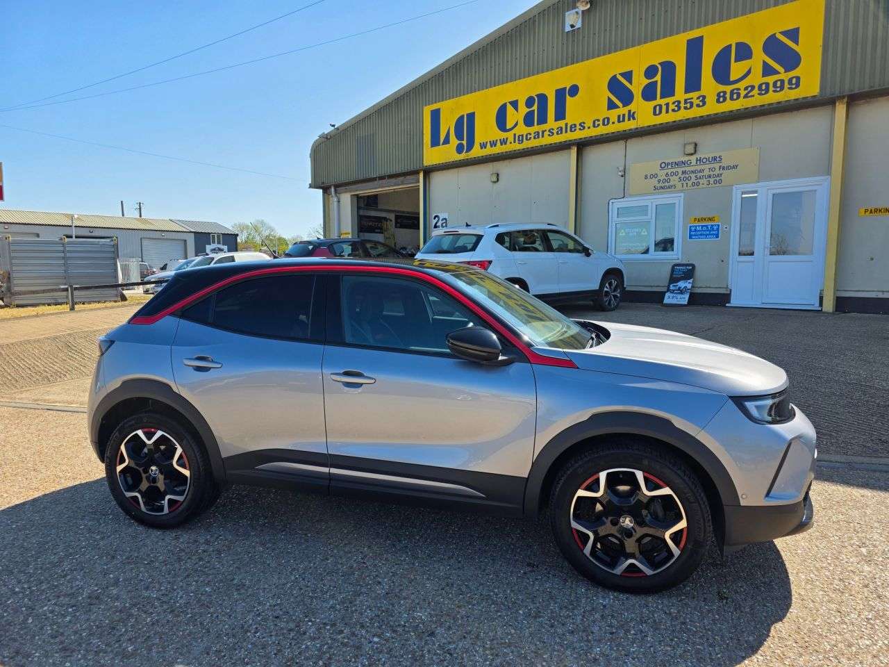 A 2022 VAUXHALL MOKKA 1.2 Turbo SRi Premium SUV 5dr Petrol Manual Euro 6 (s/s) (100 ps) A 2022 VAUXHALL MOKKA 1.2 Turbo SRi Premium SUV 5dr Petrol Manual Euro 6 (s/s) (100 ps)