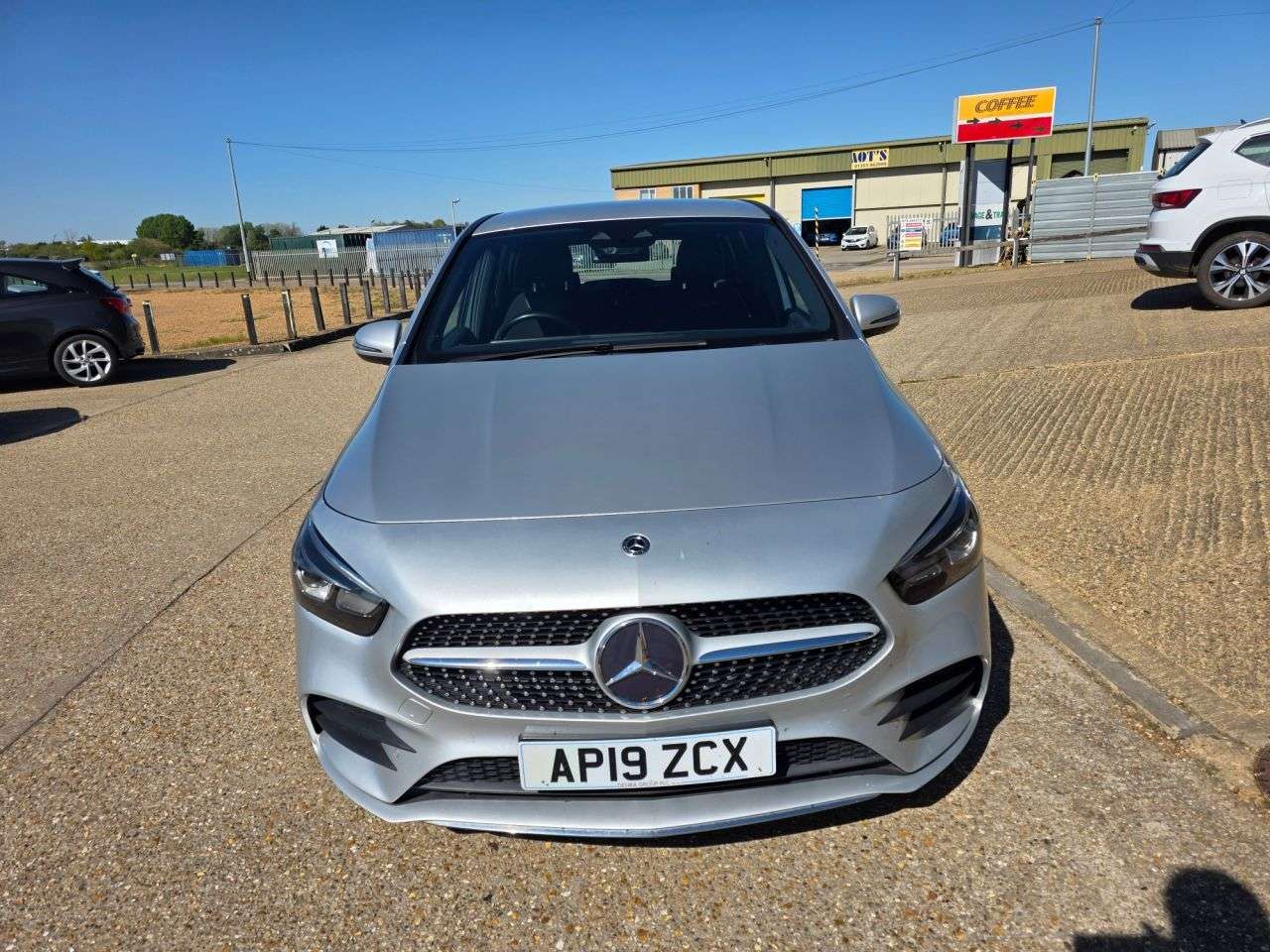 A 2019 MERCEDES-BENZ B-CLASS 1.3 B200 AMG Line (Executive) MPV 5dr Petrol 7G-DCT Euro 6 (s/s) (163 ps) A 2019 MERCEDES-BENZ B-CLASS 1.3 B200 AMG Line (Executive) MPV 5dr Petrol 7G-DCT Euro 6 (s/s) (163 ps)