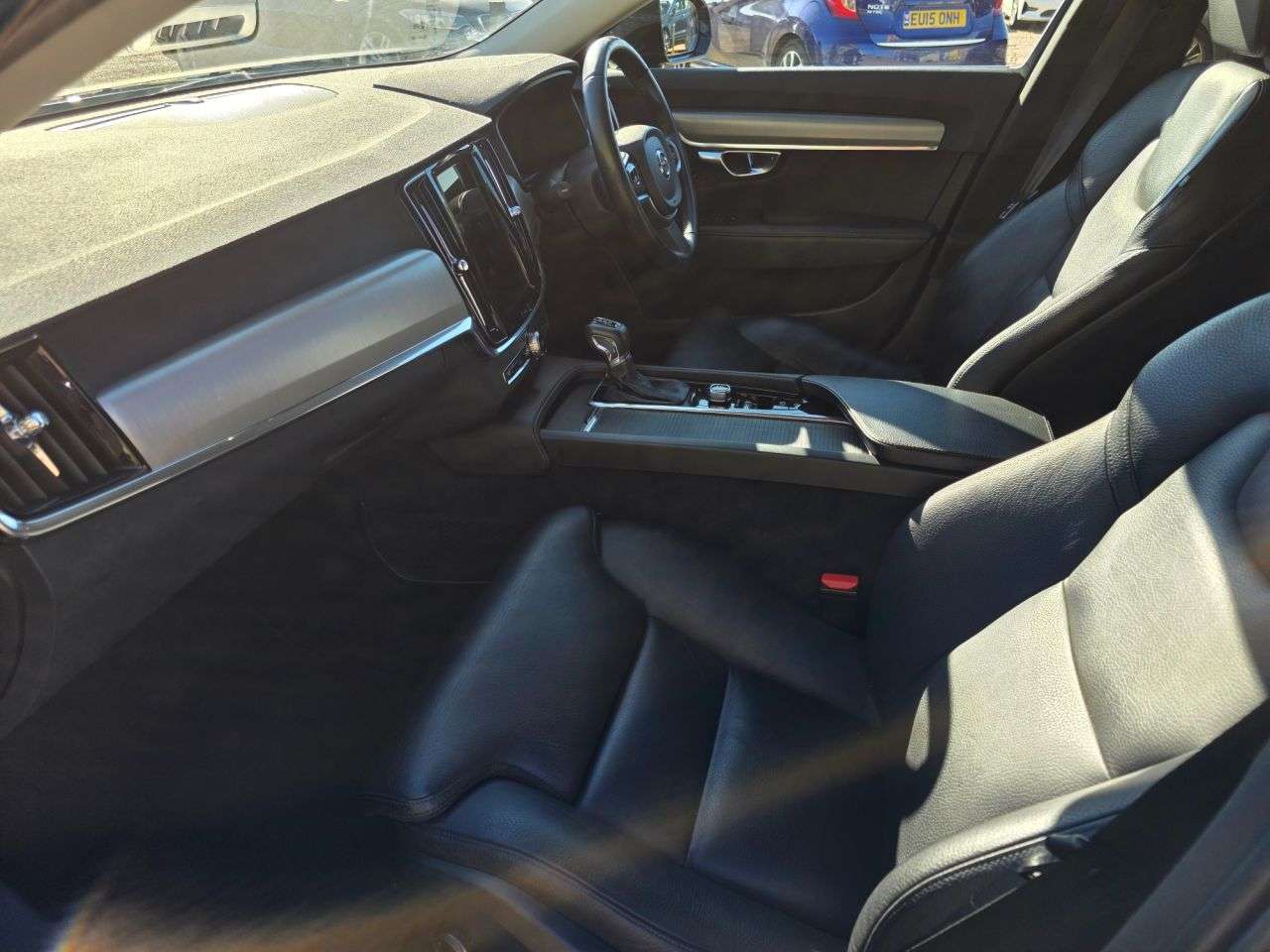 2019 VOLVO V90 2019 VOLVO V90