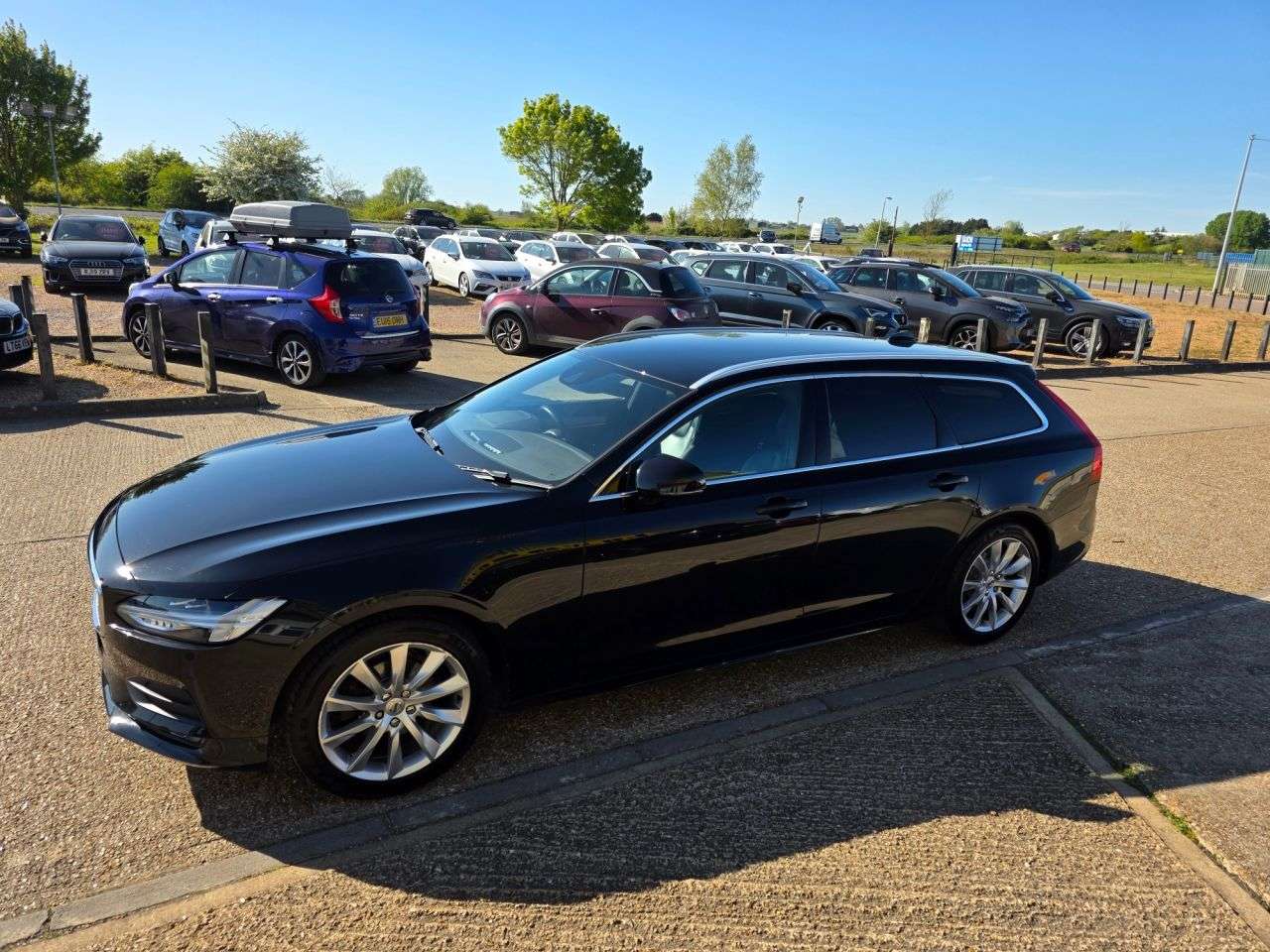 2019 VOLVO V90 2019 VOLVO V90