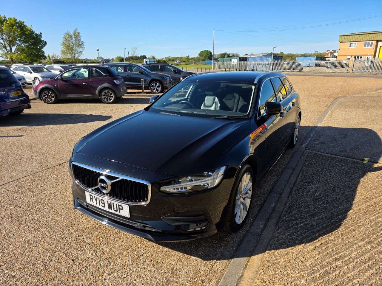 2019 VOLVO V90 2019 VOLVO V90