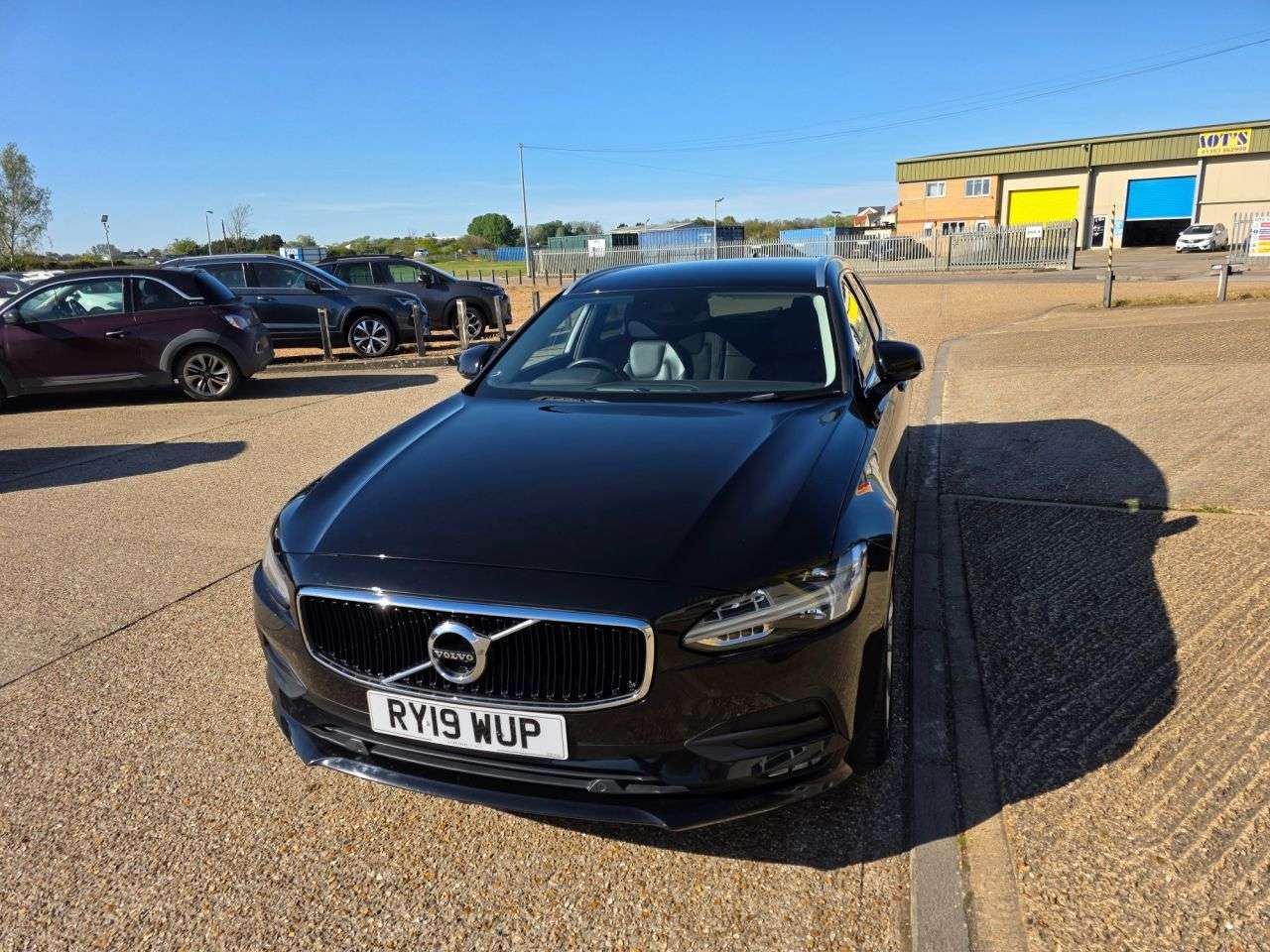 2019 VOLVO V90 2019 VOLVO V90