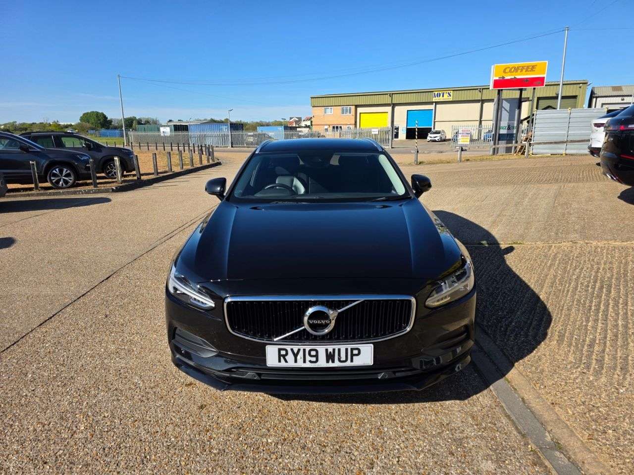 2019 VOLVO V90 2019 VOLVO V90
