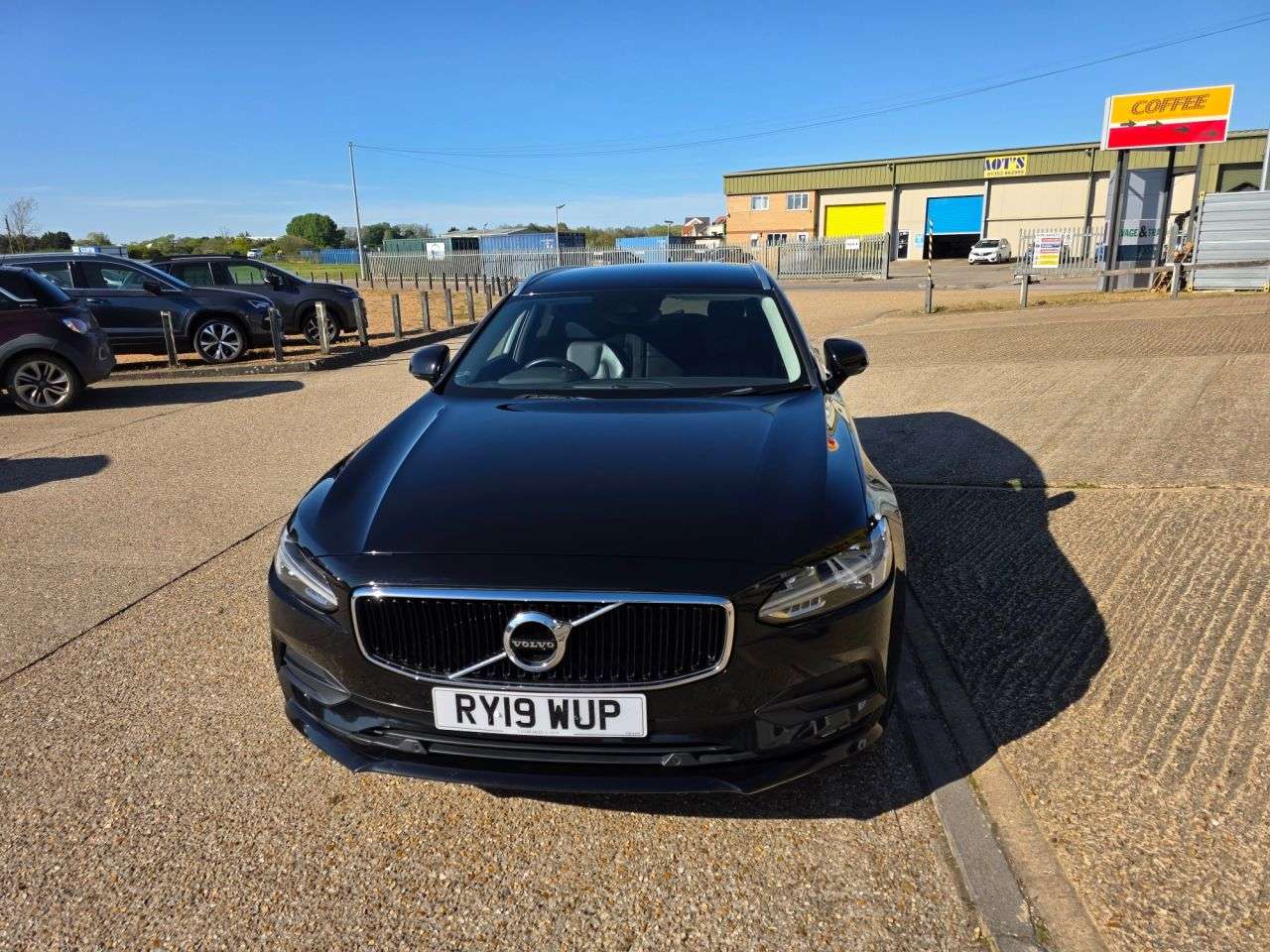 2019 VOLVO V90 2019 VOLVO V90