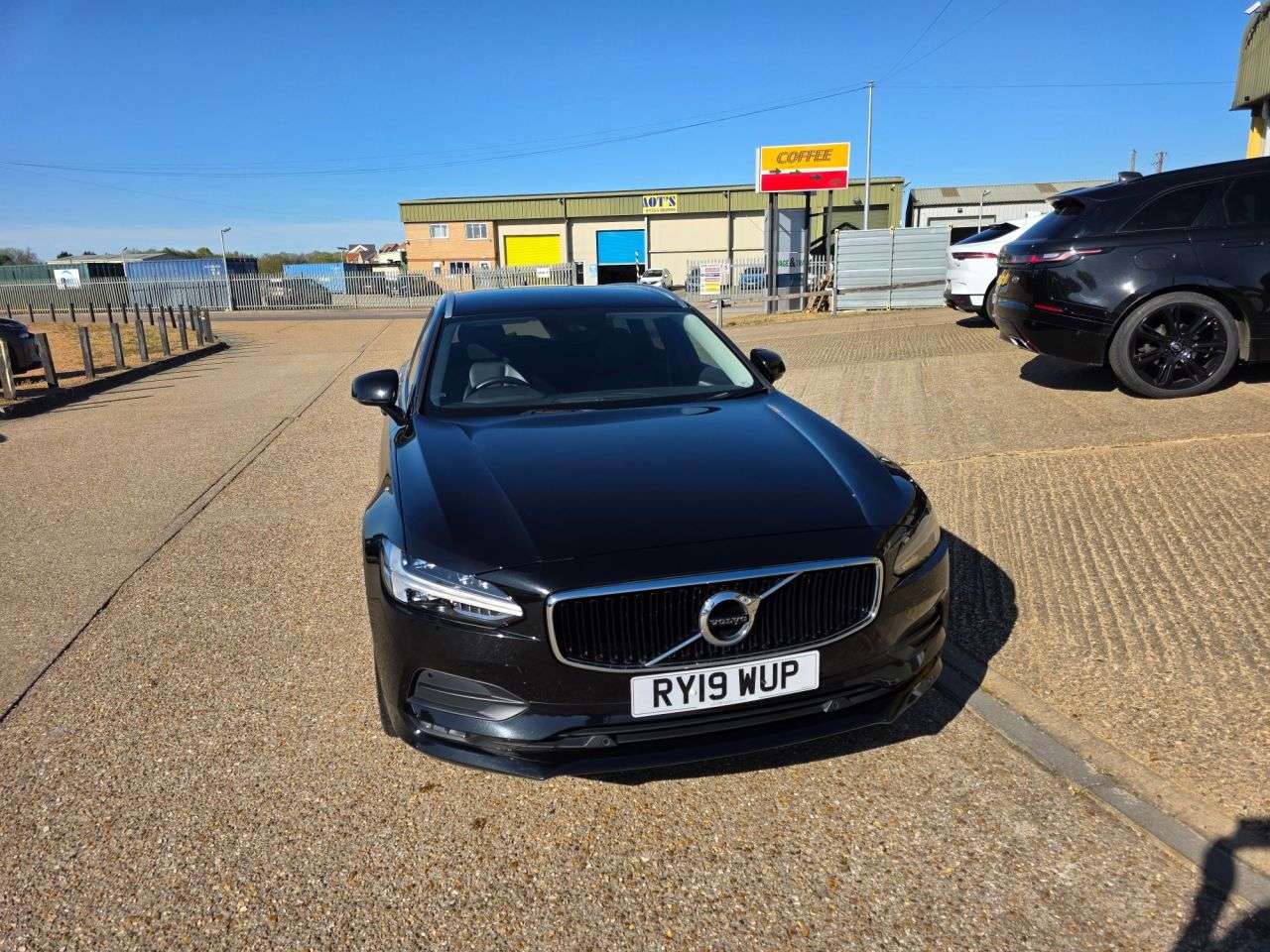 2019 VOLVO V90 2019 VOLVO V90