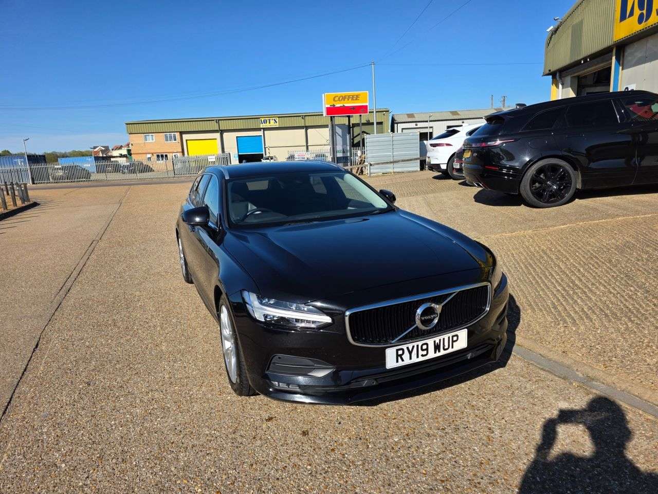 2019 VOLVO V90 2019 VOLVO V90
