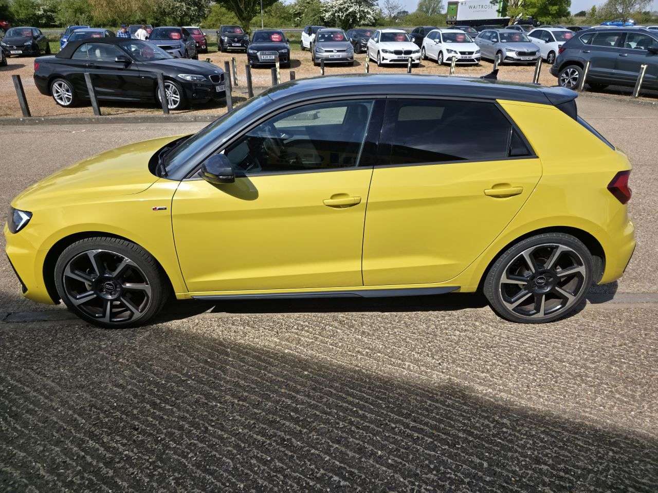 2020 AUDI A1 2020 AUDI A1