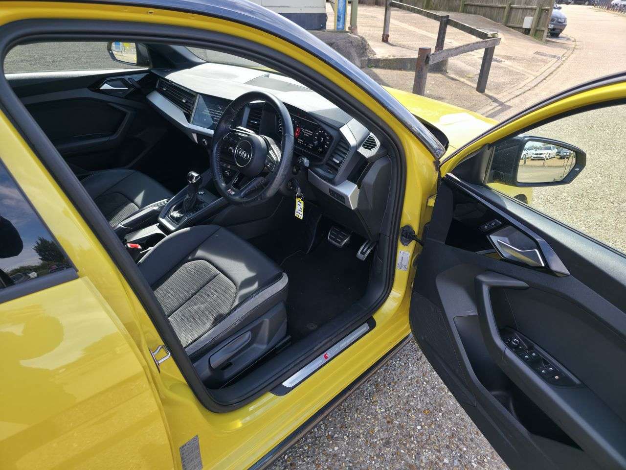 2020 AUDI A1 2020 AUDI A1