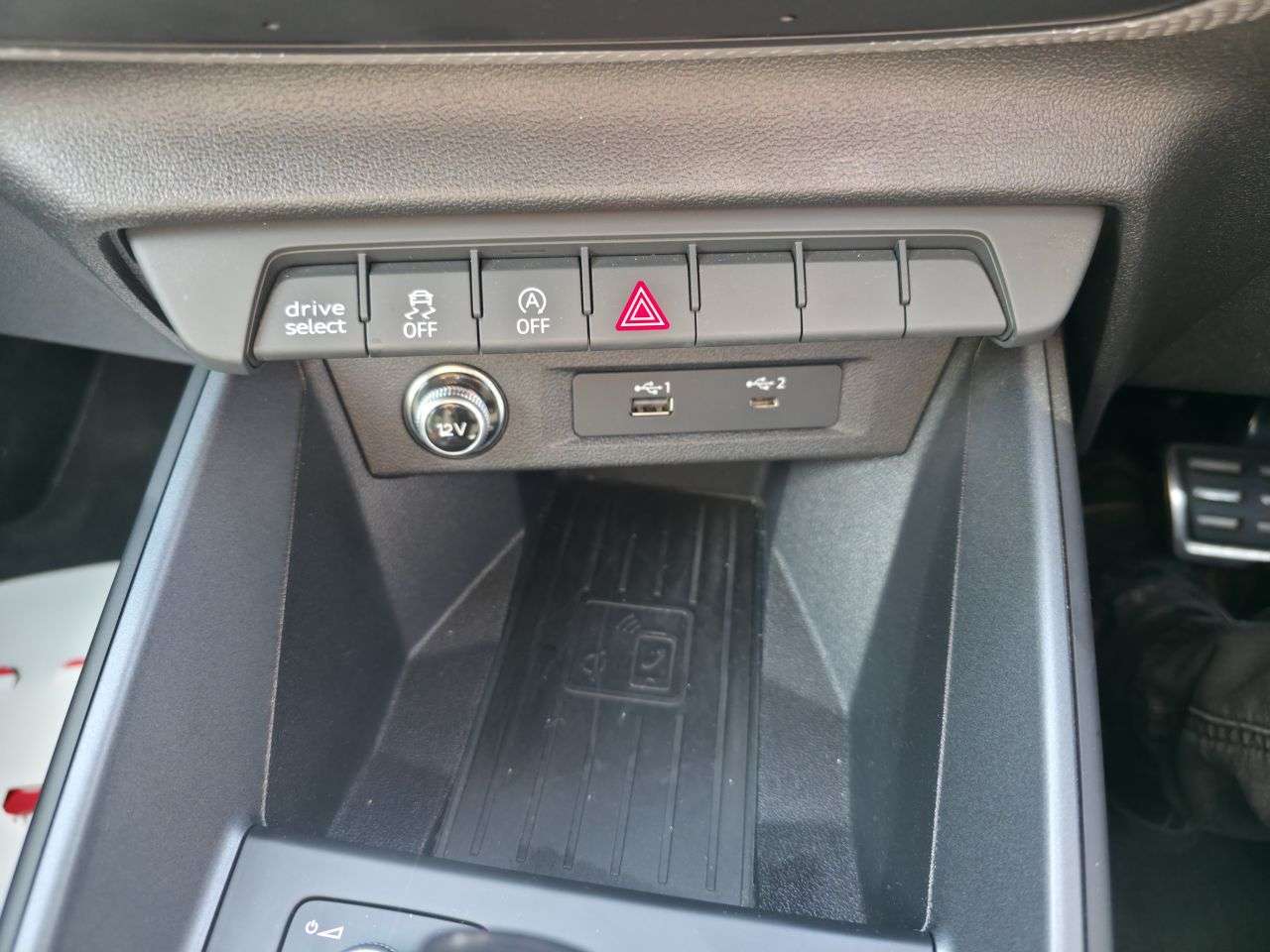 2020 AUDI A1 2020 AUDI A1