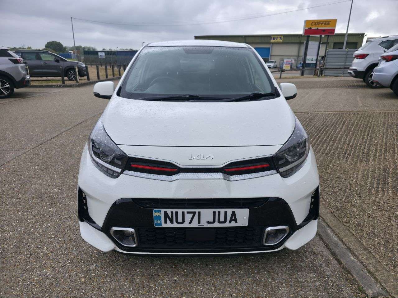 A 2021 KIA PICANTO 1.0 DPi GT-Line Hatchback 5dr Petrol AMT Euro 6 (s/s) (66 bhp) A 2021 KIA PICANTO 1.0 DPi GT-Line Hatchback 5dr Petrol AMT Euro 6 (s/s) (66 bhp)