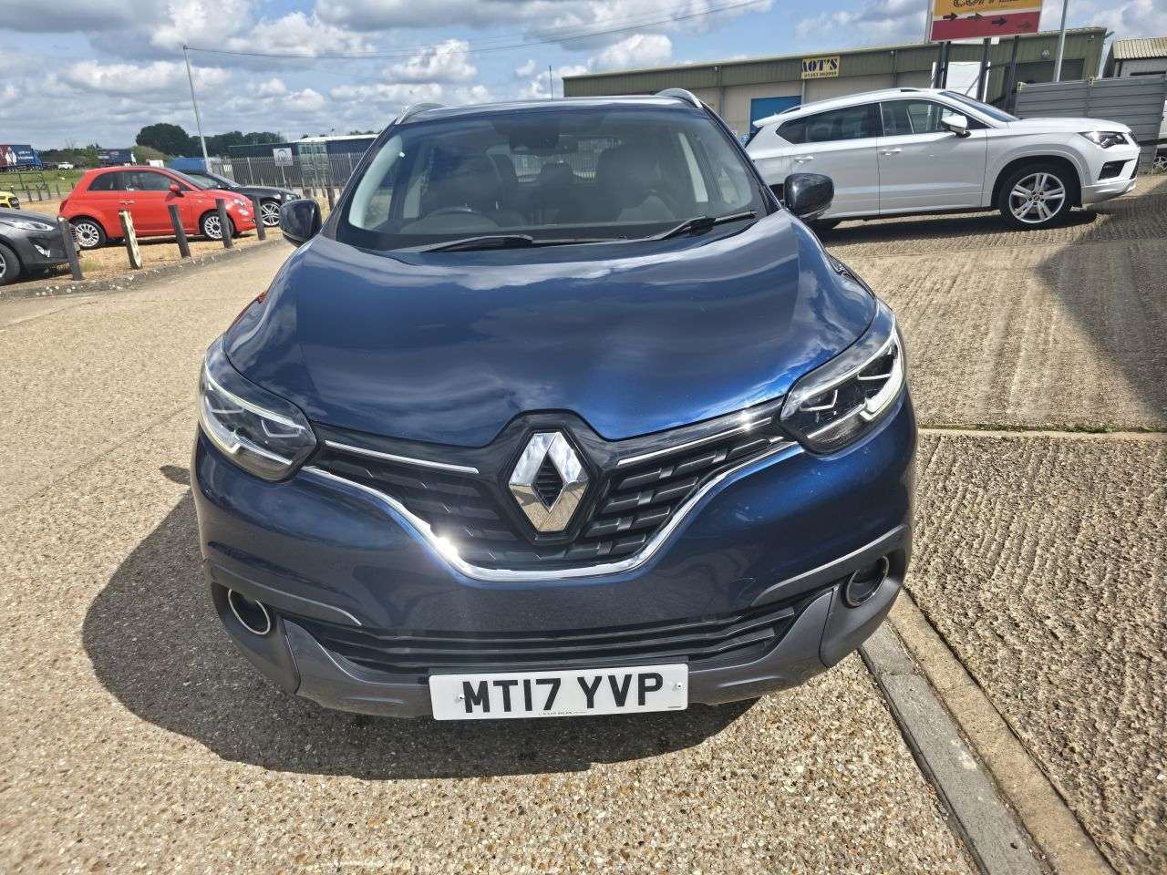A 2017 RENAULT KADJAR SIGNATURE S NAV DCI A 2017 RENAULT KADJAR SIGNATURE S NAV DCI