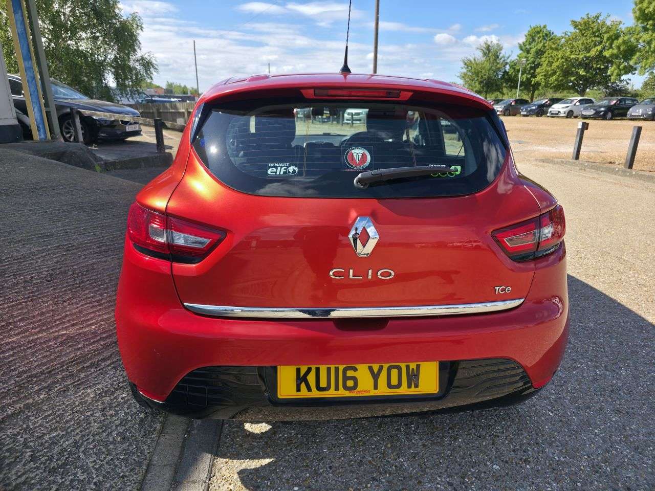2016 RENAULT CLIO 2016 RENAULT CLIO