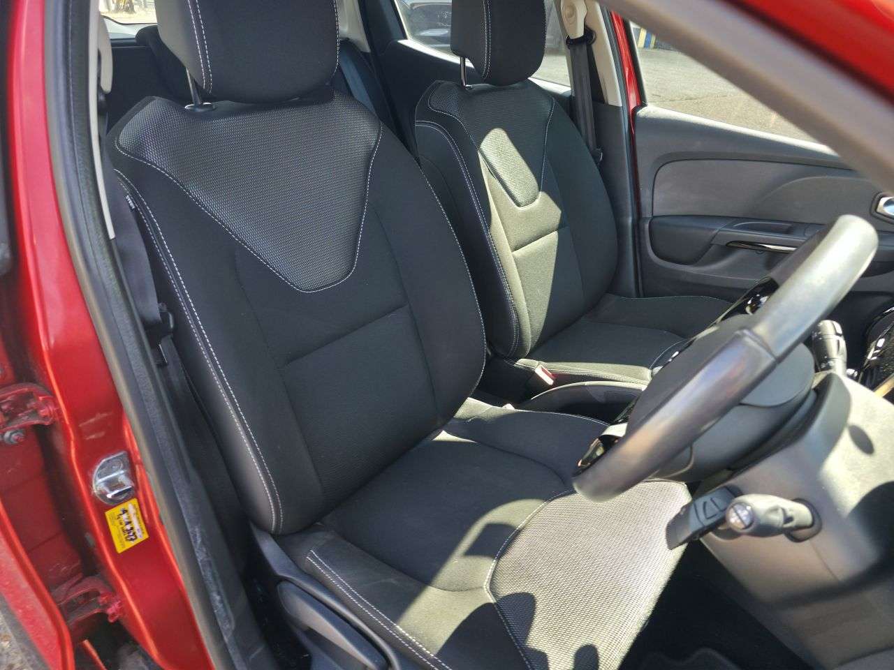 2016 RENAULT CLIO 2016 RENAULT CLIO