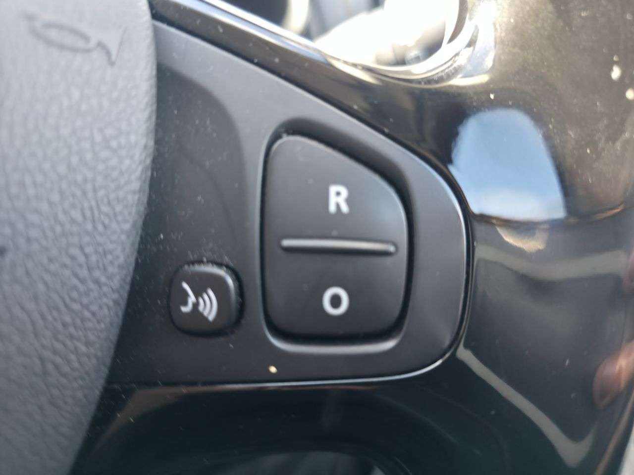 2016 RENAULT CLIO 2016 RENAULT CLIO