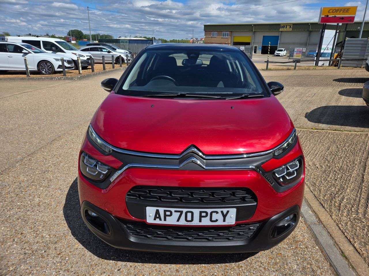 A 2020 CITROEN C3 1.2 PureTech Flair Hatchback 5dr Petrol Manual Euro 6 (s/s) (83 ps) A 2020 CITROEN C3 1.2 PureTech Flair Hatchback 5dr Petrol Manual Euro 6 (s/s) (83 ps)