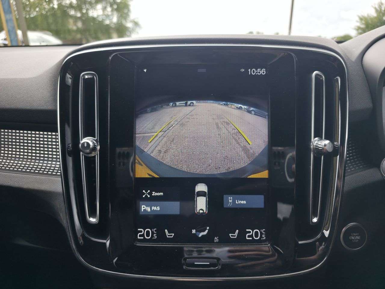 2019 VOLVO XC40 2019 VOLVO XC40