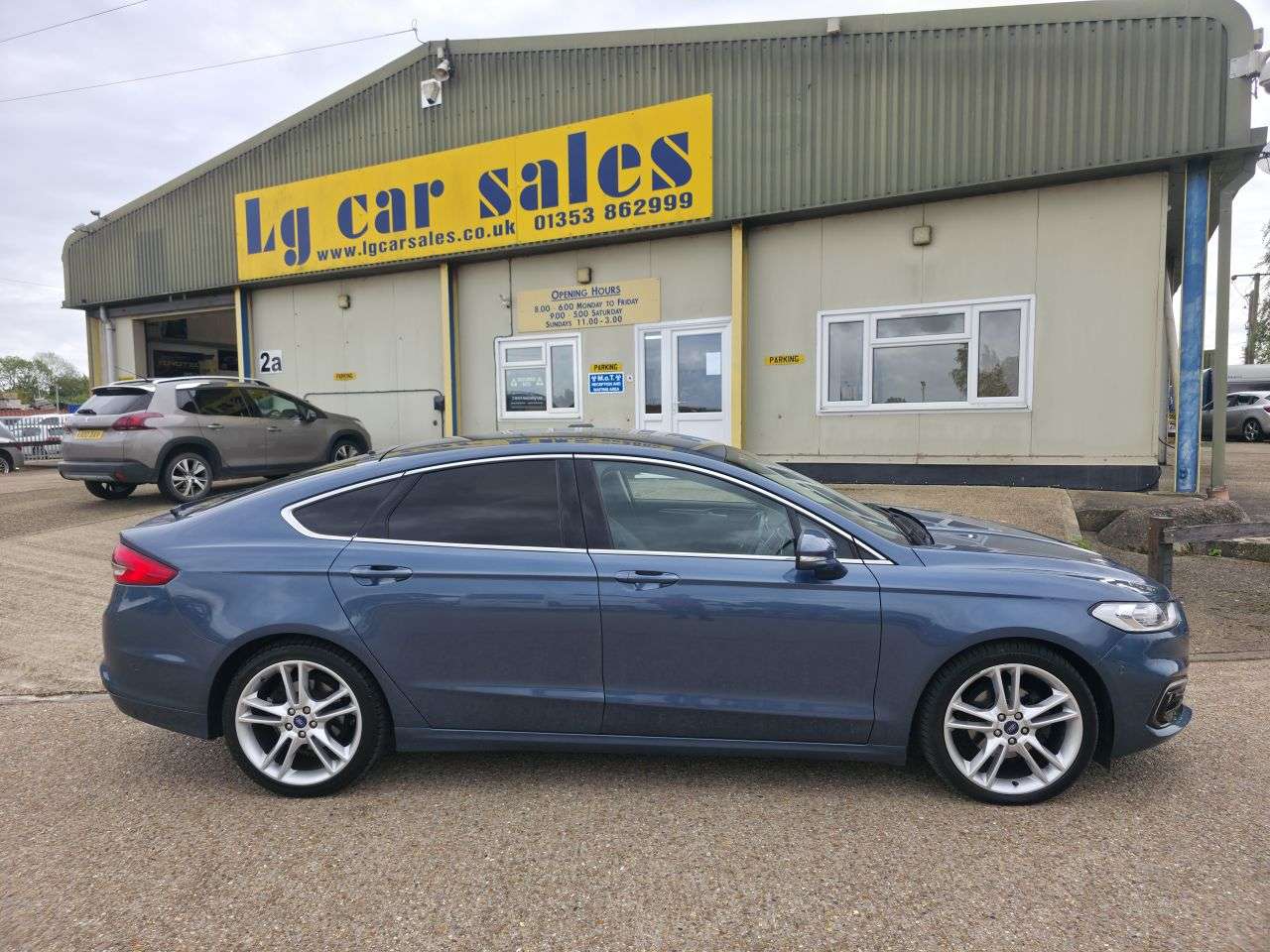 A 2019 FORD MONDEO 2.0 EcoBlue Titanium Edition Hatchback 5dr Diesel Manual Euro 6 (s/s) (150 A 2019 FORD MONDEO 2.0 EcoBlue Titanium Edition Hatchback 5dr Diesel Manual Euro 6 (s/s) (150