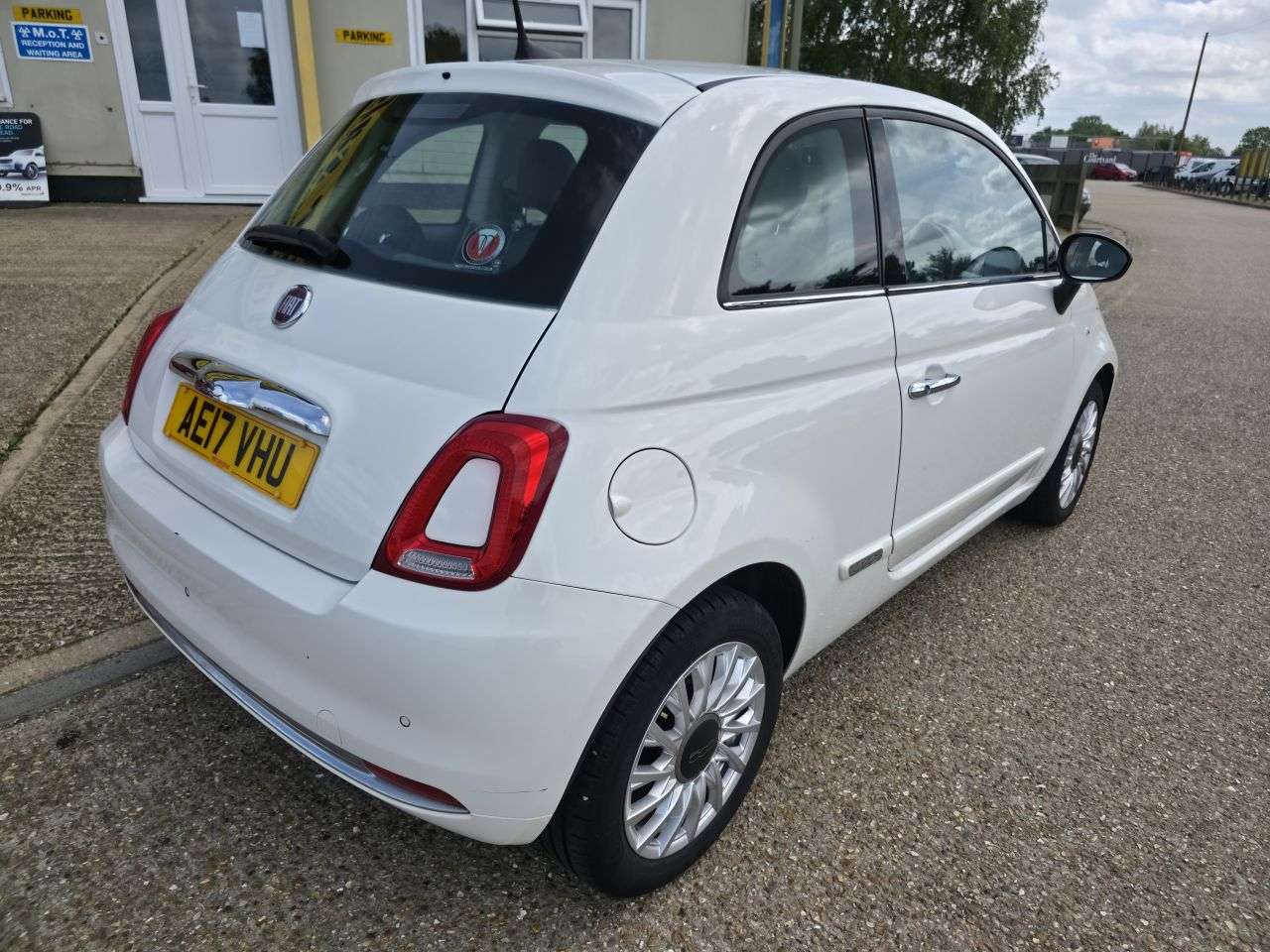 2017 FIAT 500 2017 FIAT 500
