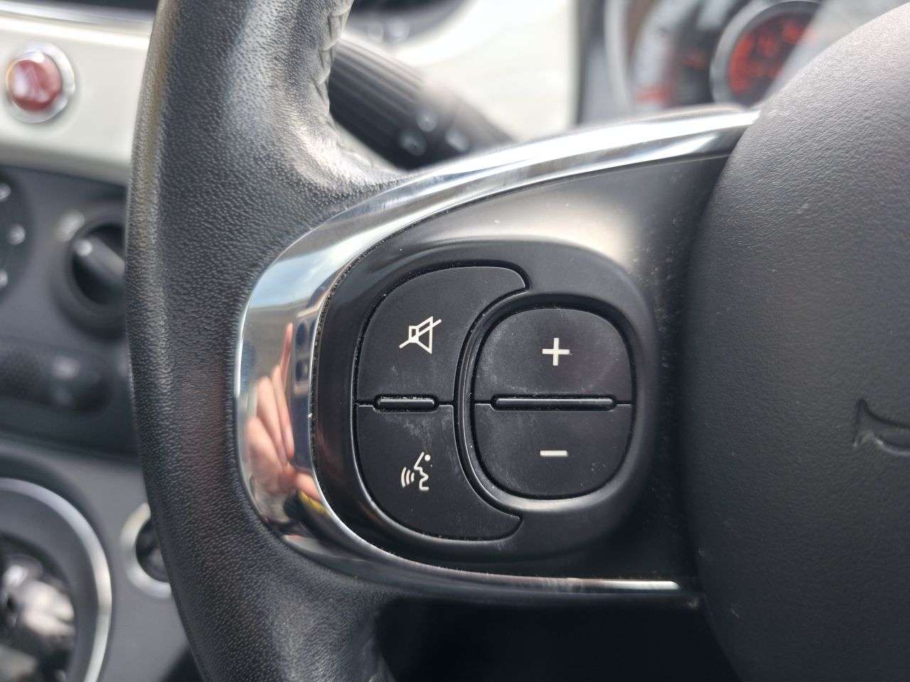 2017 FIAT 500 2017 FIAT 500