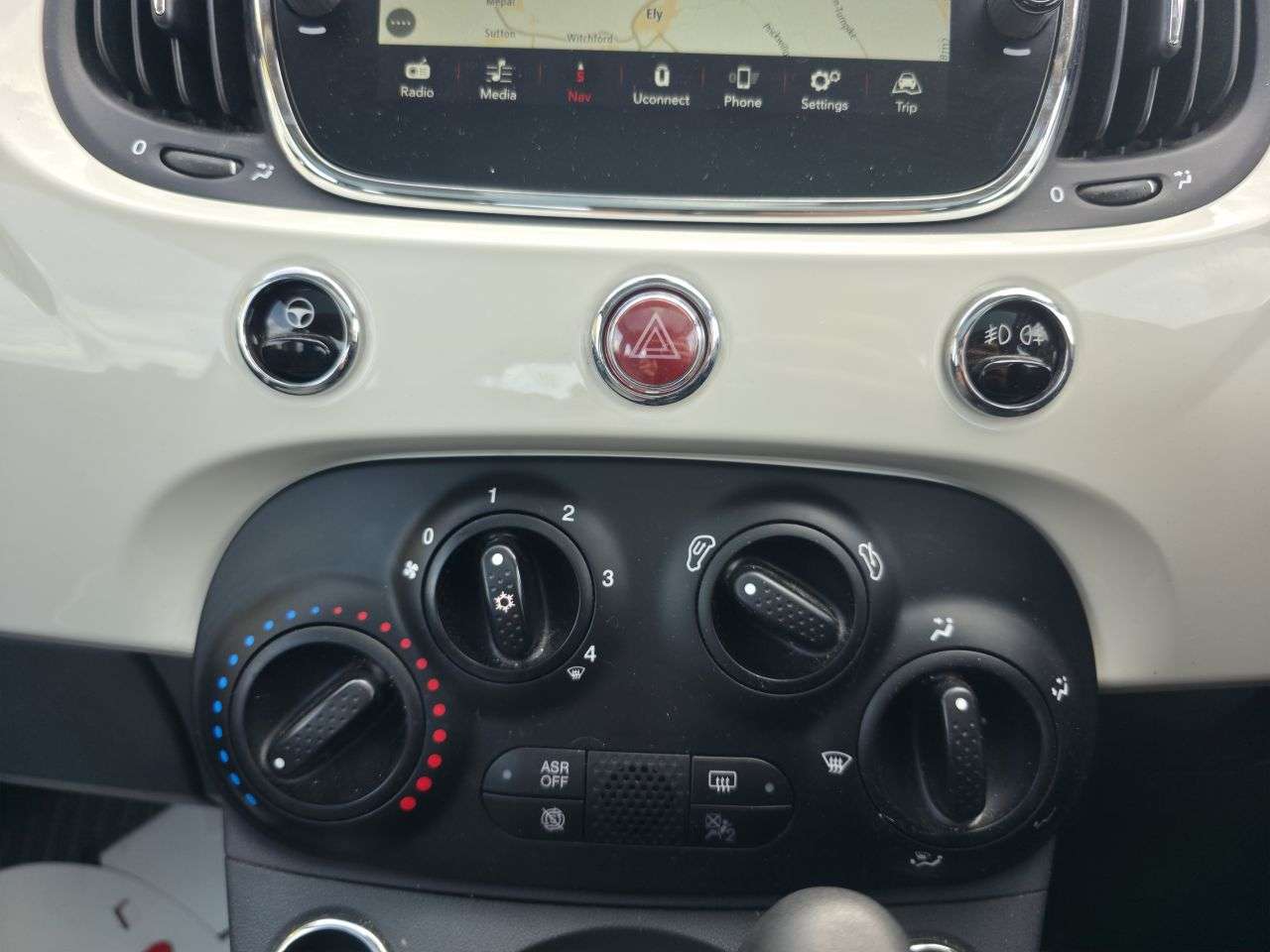 2017 FIAT 500 2017 FIAT 500
