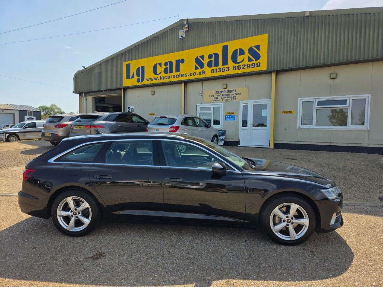 A 2021 AUDI A6 AVANT 2.0 TFSI 40 Sport Estate 5dr Petrol S Tronic Euro 6 (s/s) (204 ps) A 2021 AUDI A6 AVANT 2.0 TFSI 40 Sport Estate 5dr Petrol S Tronic Euro 6 (s/s) (204 ps)