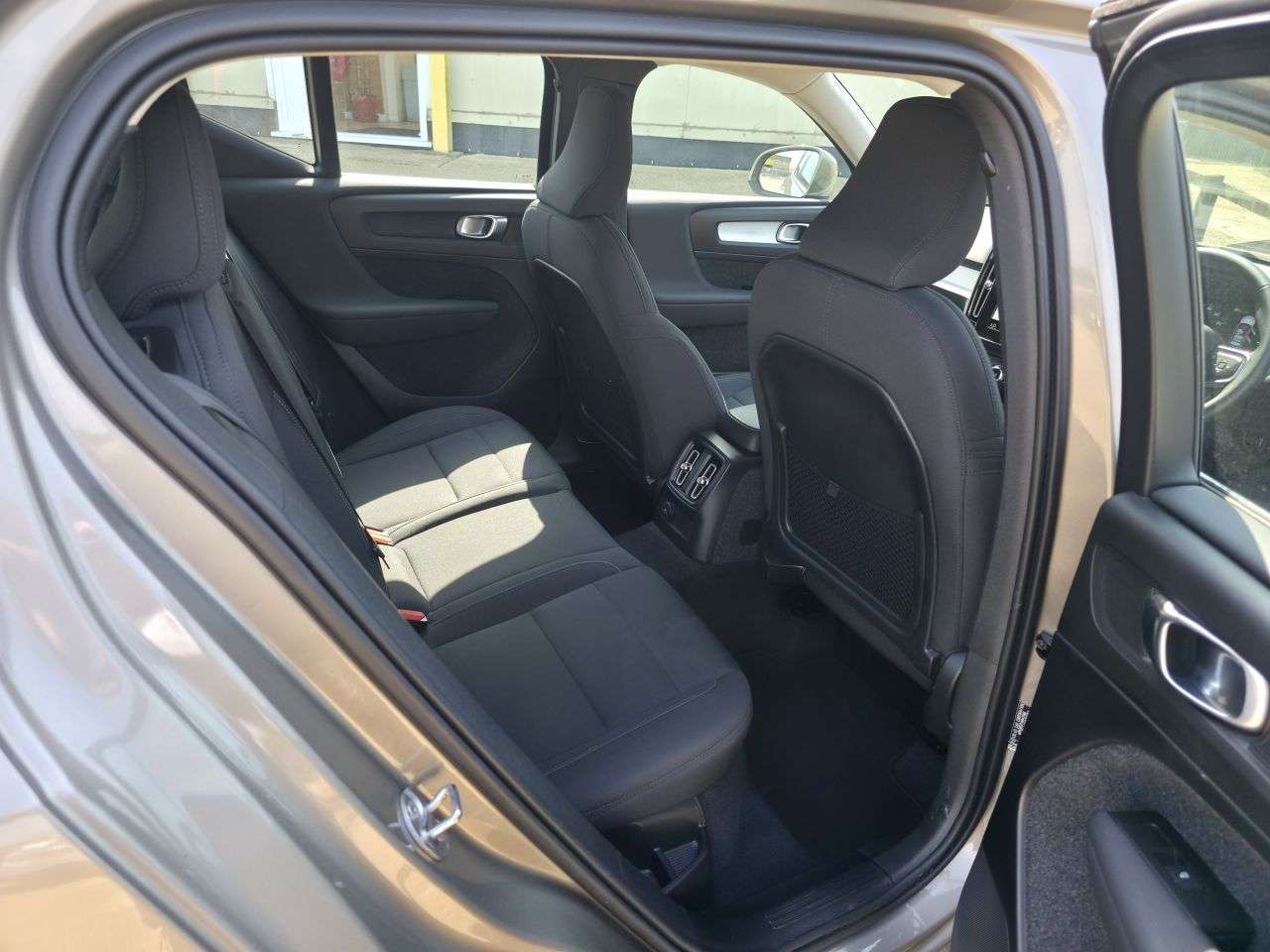2022 VOLVO XC40 2022 VOLVO XC40