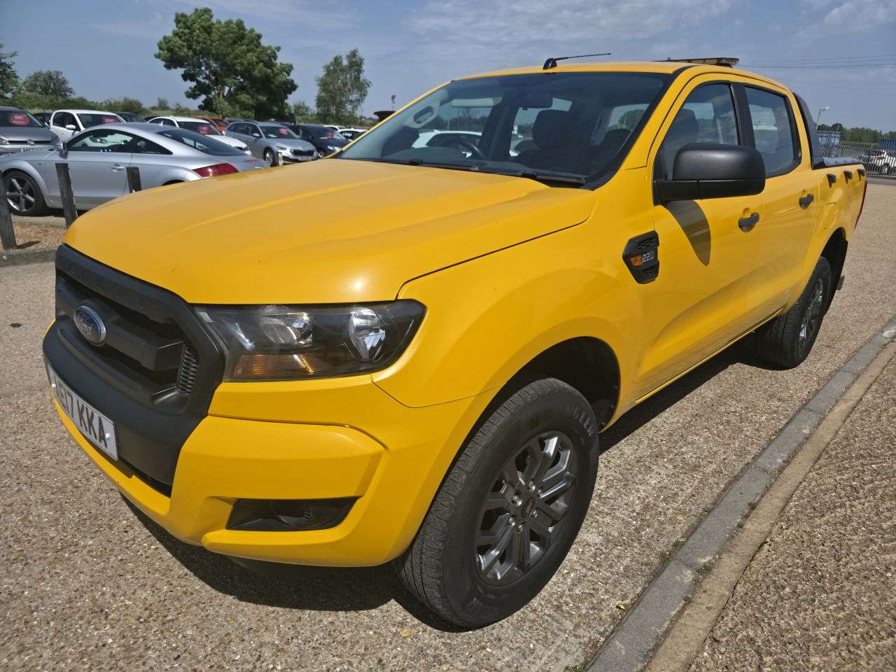 A 2017 FORD RANGER 2.2 TDCi XL Super Pickup Extended Cab 4dr Diesel Manual 4WD Euro 5 (150 ps) A 2017 FORD RANGER 2.2 TDCi XL Super Pickup Extended Cab 4dr Diesel Manual 4WD Euro 5 (150 ps)