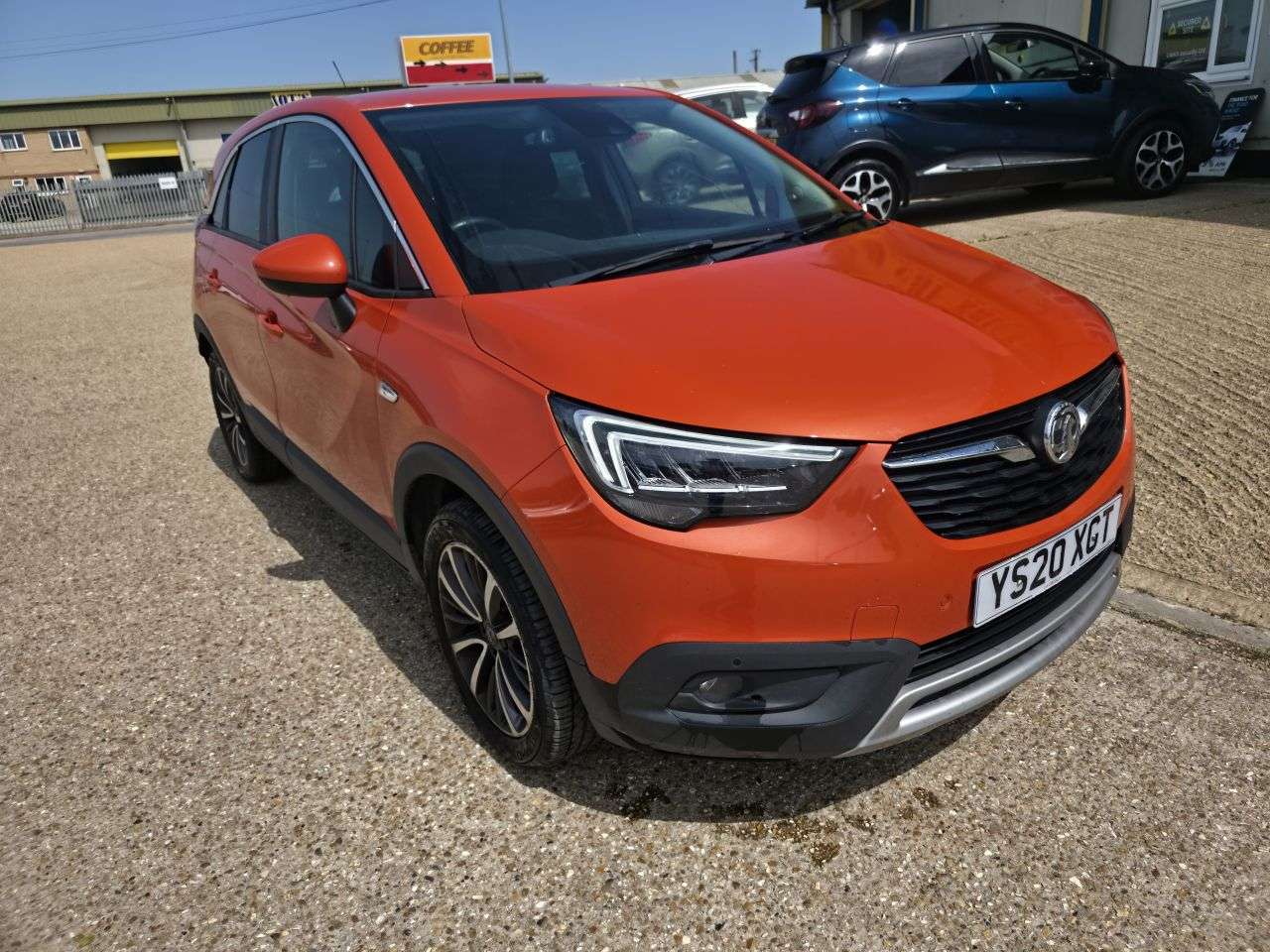 A 2020 VAUXHALL CROSSLAND X 1.2 Turbo Elite Nav SUV 5dr Petrol Auto Euro 6 (s/s) (130 ps) A 2020 VAUXHALL CROSSLAND X 1.2 Turbo Elite Nav SUV 5dr Petrol Auto Euro 6 (s/s) (130 ps)