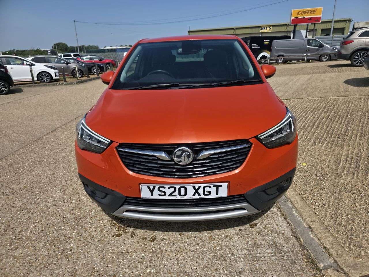 A 2020 VAUXHALL CROSSLAND X 1.2 Turbo Elite Nav SUV 5dr Petrol Auto Euro 6 (s/s) (130 ps) A 2020 VAUXHALL CROSSLAND X 1.2 Turbo Elite Nav SUV 5dr Petrol Auto Euro 6 (s/s) (130 ps)