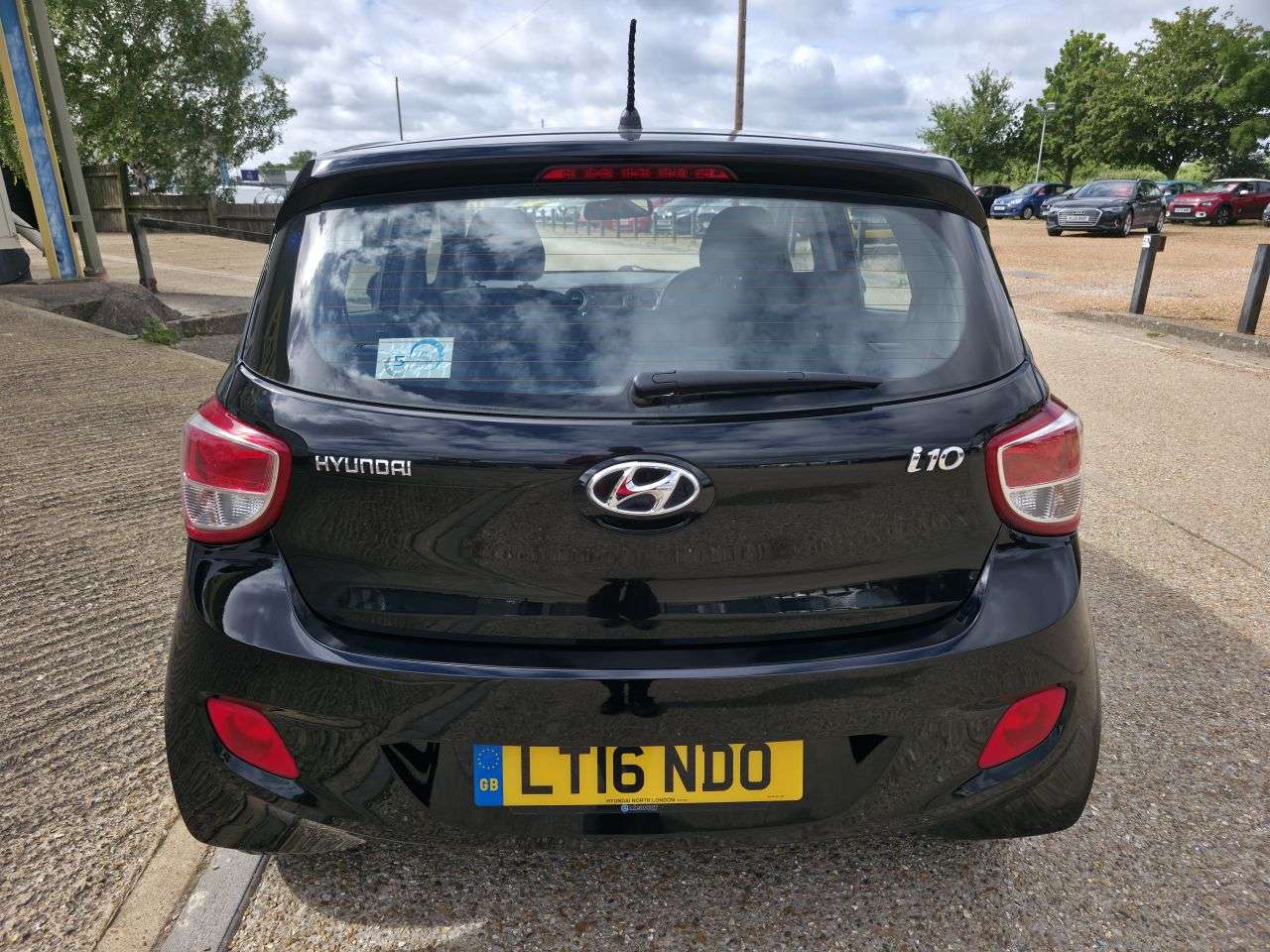 2016 HYUNDAI I10 2016 HYUNDAI I10