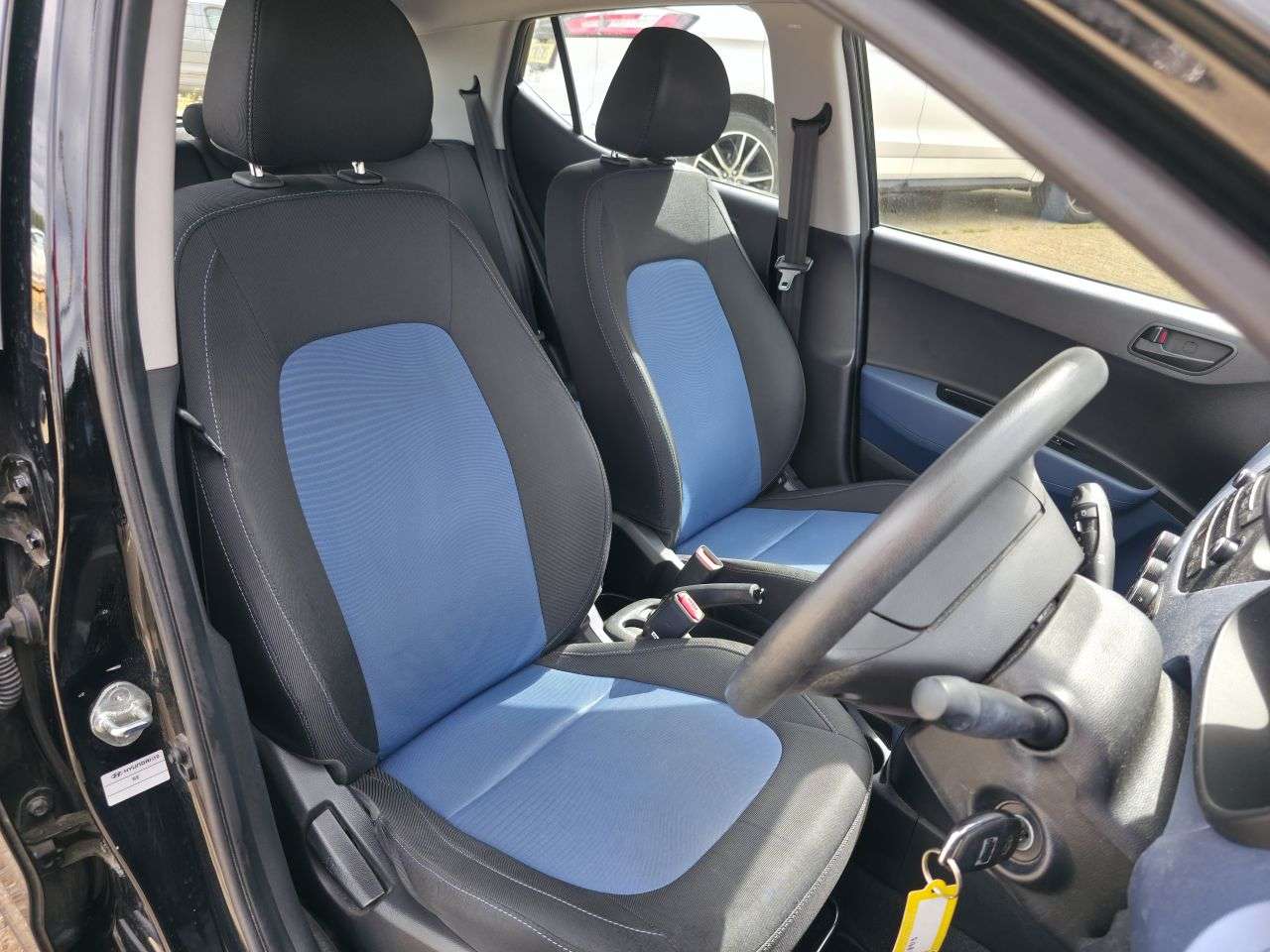 2016 HYUNDAI I10 2016 HYUNDAI I10