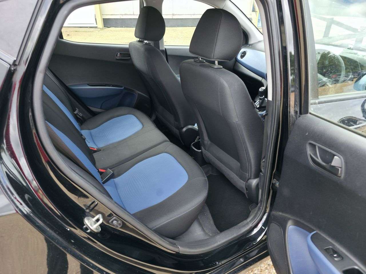 2016 HYUNDAI I10 2016 HYUNDAI I10
