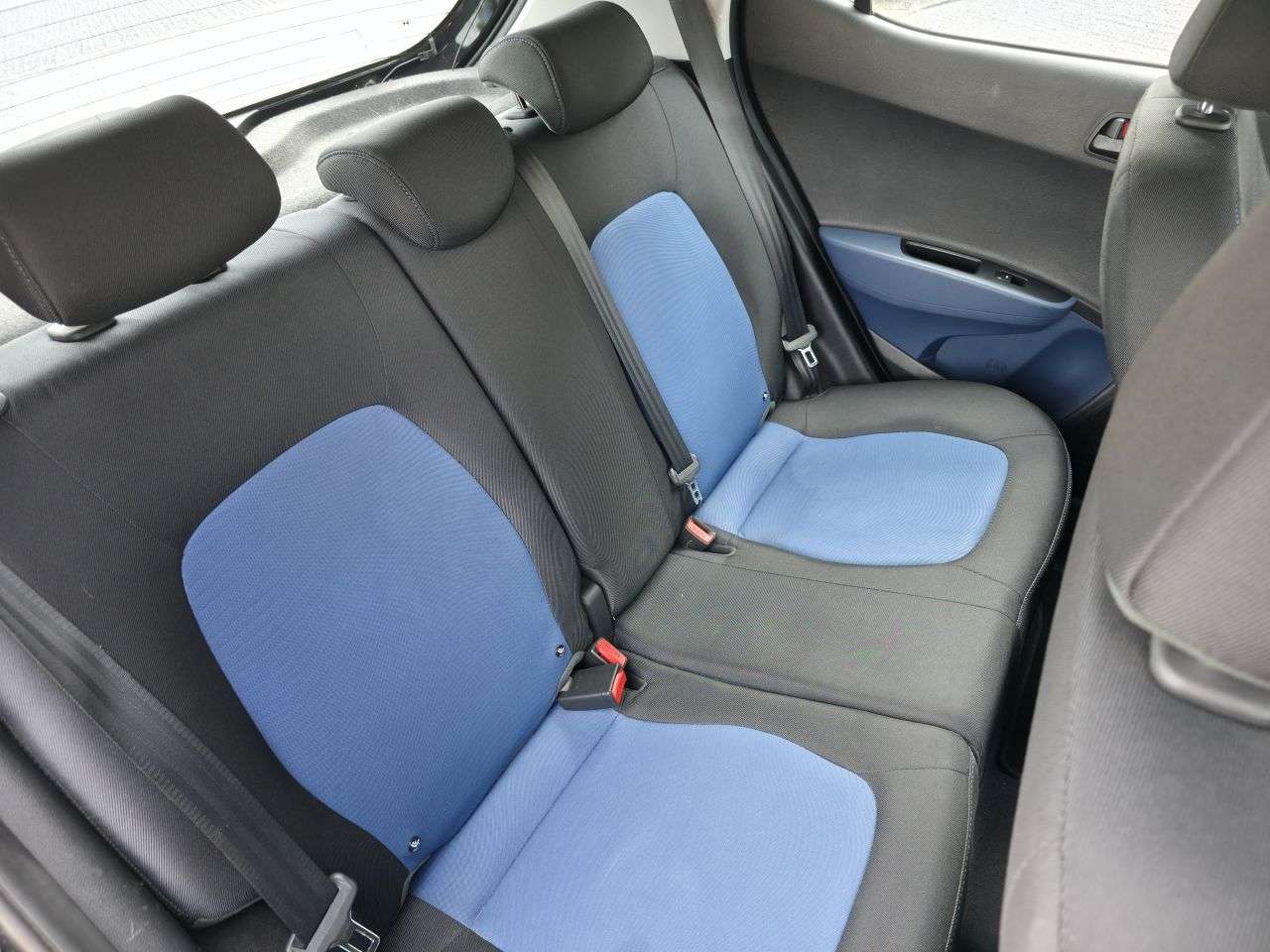 2016 HYUNDAI I10 2016 HYUNDAI I10