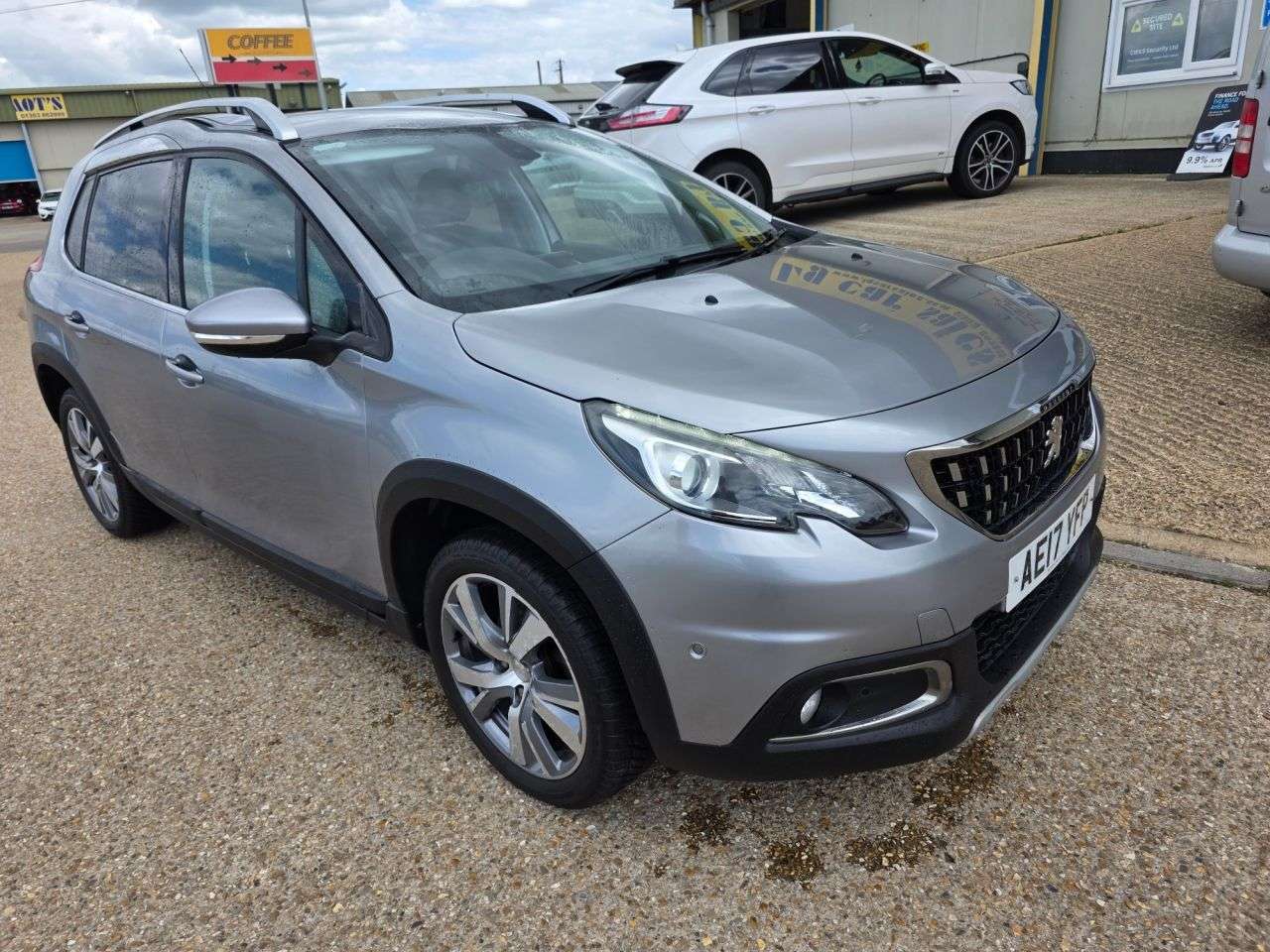 A 2017 PEUGEOT 2008 1.2 PureTech Allure SUV 5dr Petrol EAT Euro 6 (s/s) (110 ps) A 2017 PEUGEOT 2008 1.2 PureTech Allure SUV 5dr Petrol EAT Euro 6 (s/s) (110 ps)