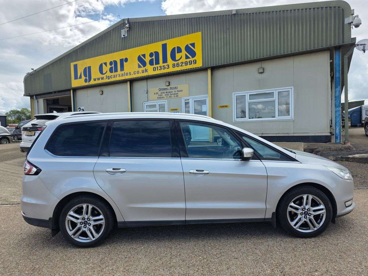 A 2017 FORD GALAXY 2.0 TDCi Titanium MPV 5dr Diesel Manual Euro 6 (s/s) (150 ps) A 2017 FORD GALAXY 2.0 TDCi Titanium MPV 5dr Diesel Manual Euro 6 (s/s) (150 ps)