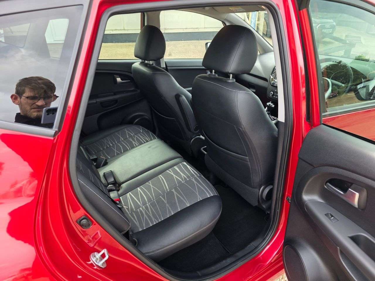 2017 KIA VENGA 2017 KIA VENGA