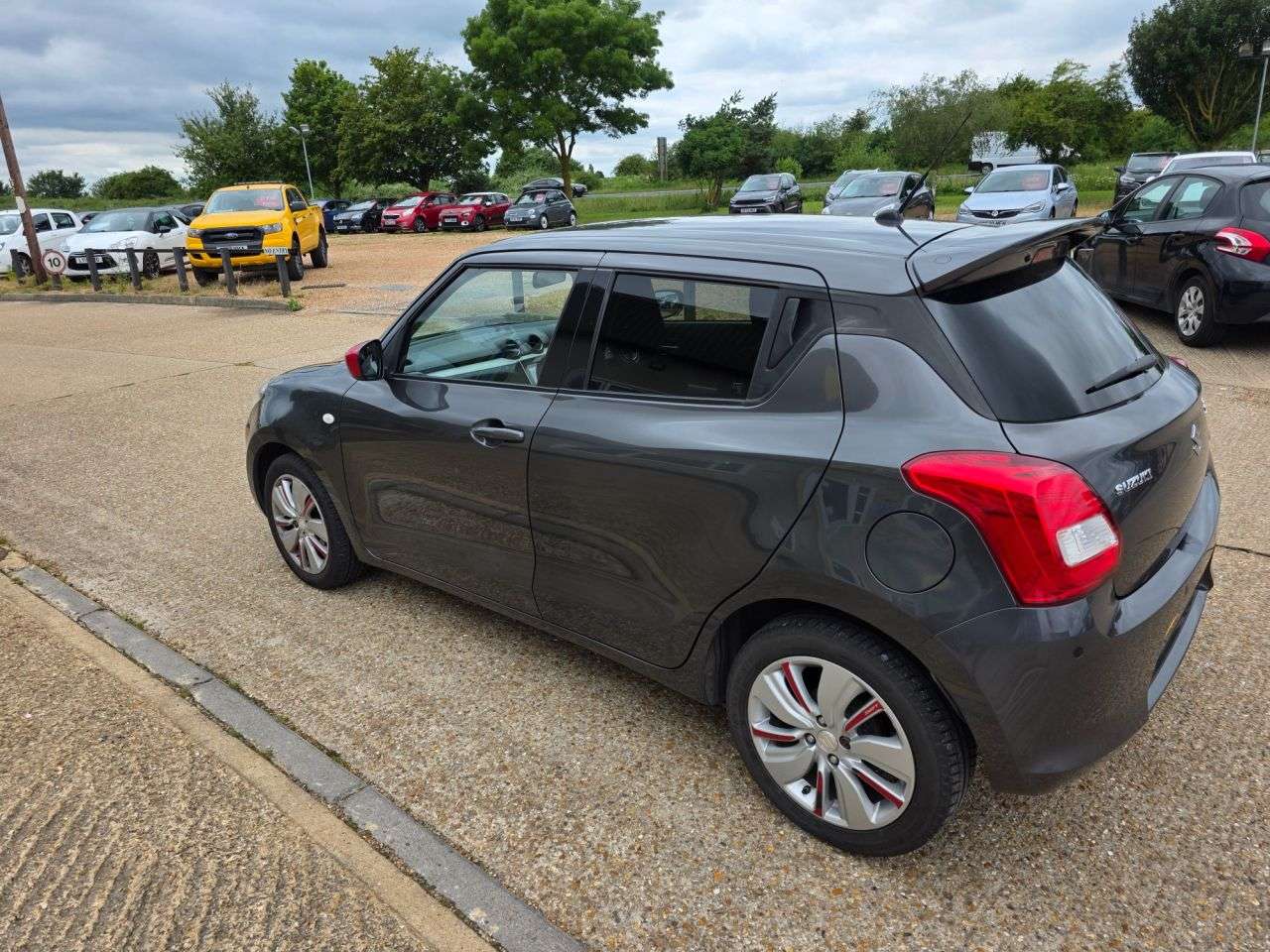 2017 SUZUKI SWIFT 2017 SUZUKI SWIFT