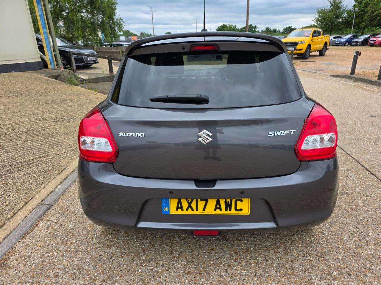 2017 SUZUKI SWIFT 2017 SUZUKI SWIFT