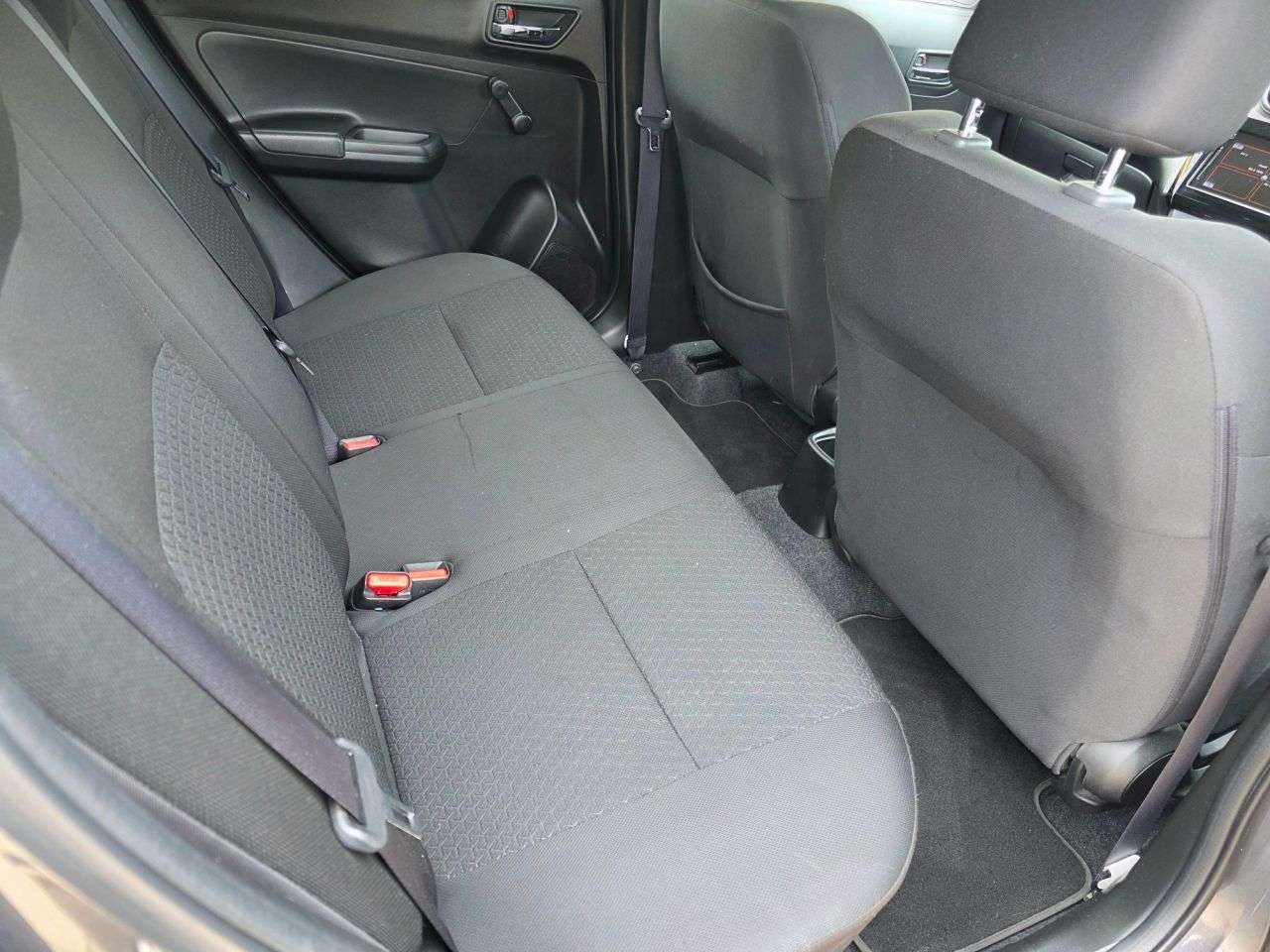 2017 SUZUKI SWIFT 2017 SUZUKI SWIFT