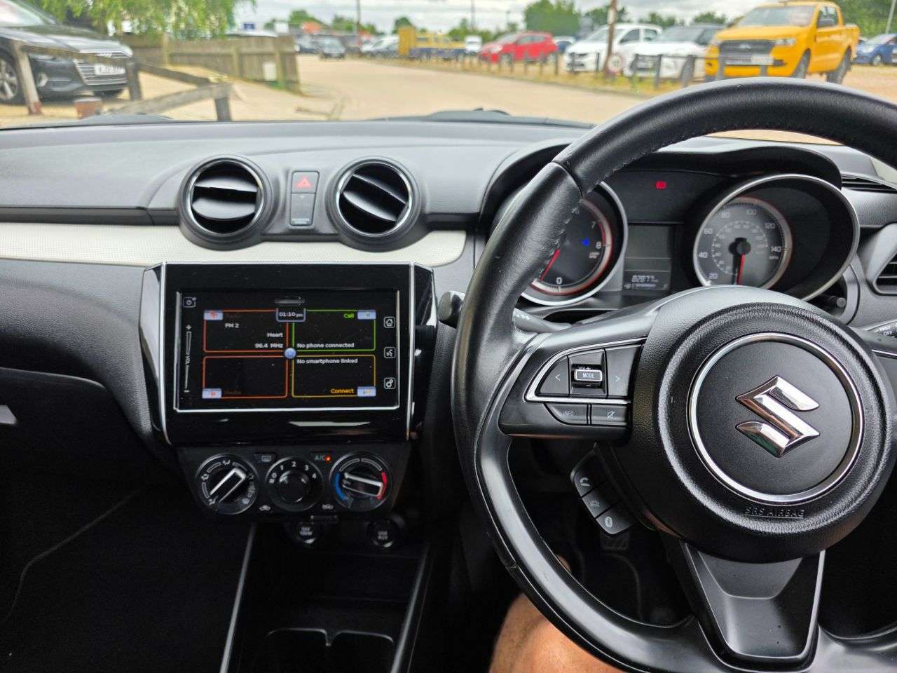 2017 SUZUKI SWIFT 2017 SUZUKI SWIFT