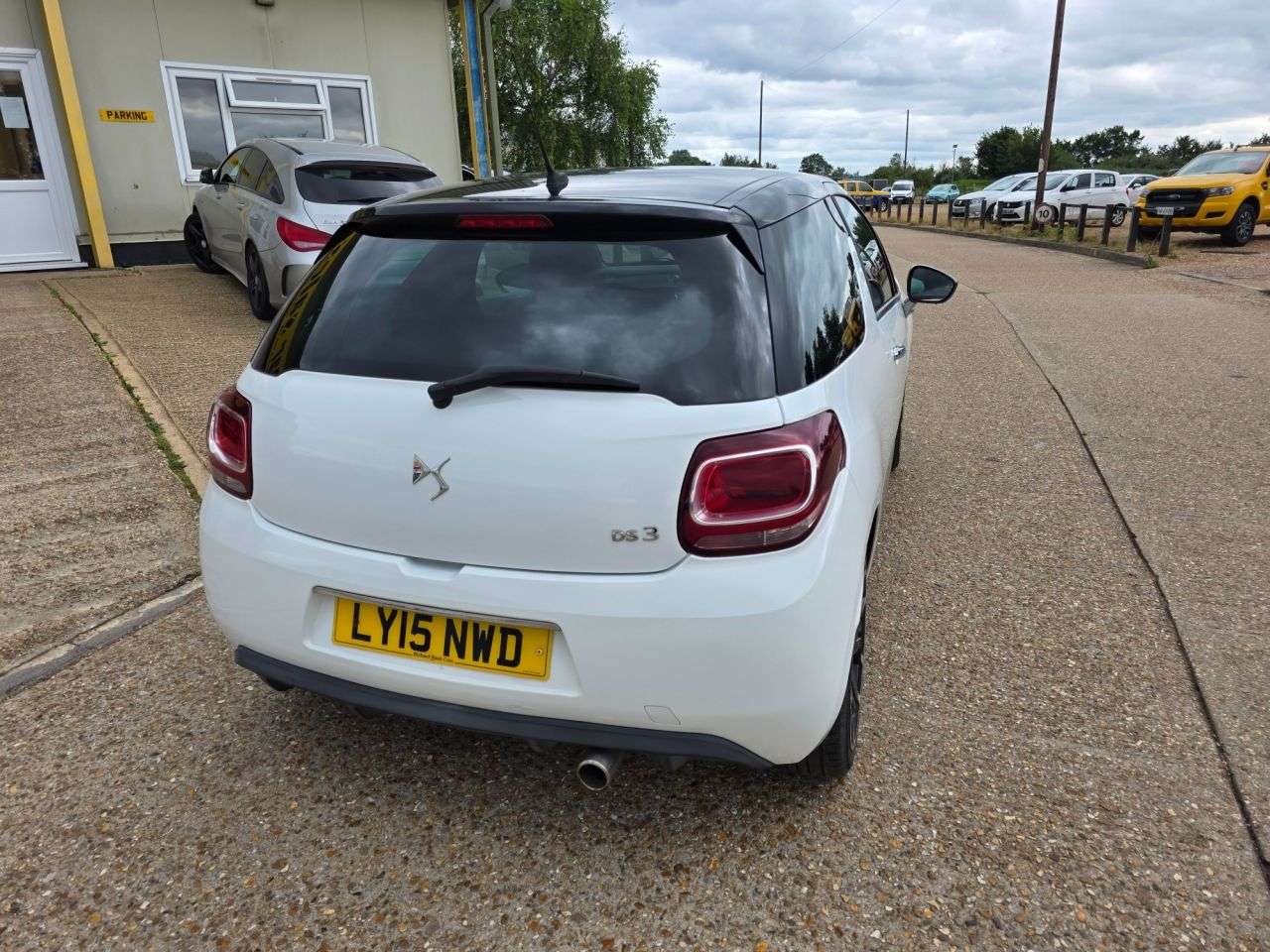 2015 DS AUTOMOBILES DS 3 2015 DS AUTOMOBILES DS 3