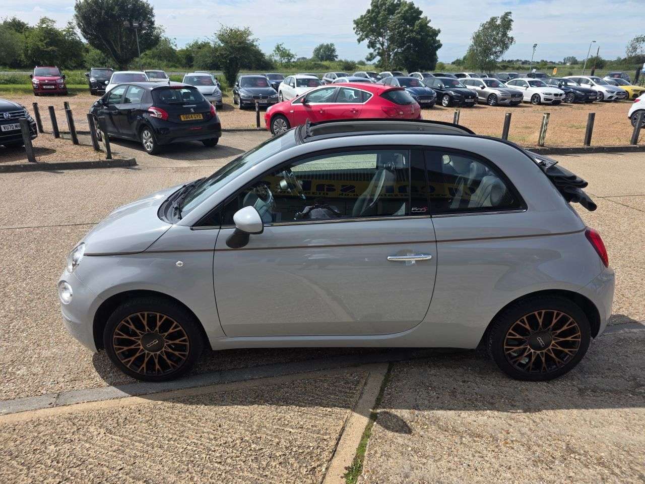 2019 FIAT 500 2019 FIAT 500