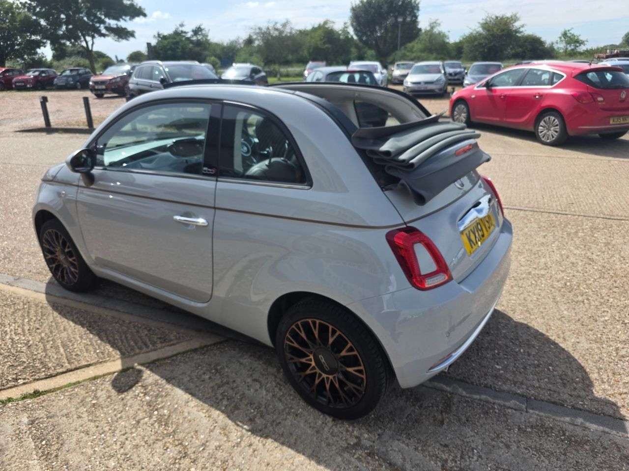 2019 FIAT 500 2019 FIAT 500