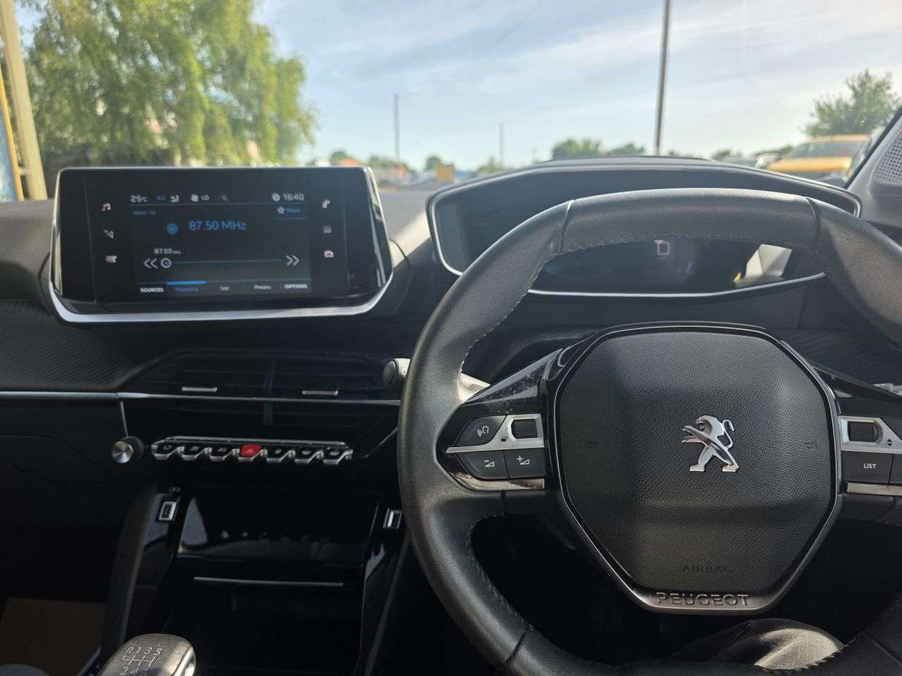 2022 PEUGEOT 208 2022 PEUGEOT 208